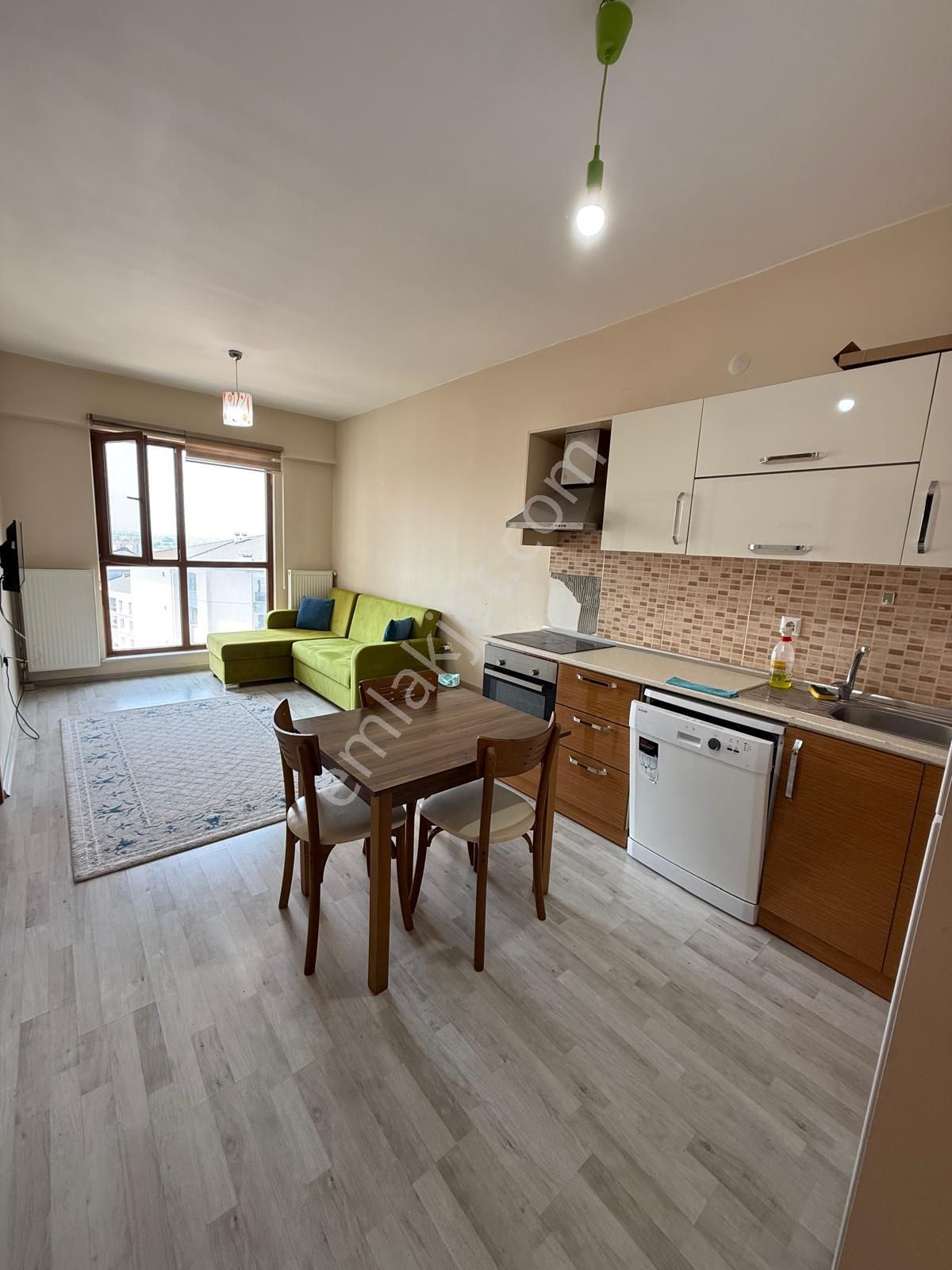 Krediye Uygun-kat Mülkiyeti-güney Cephe-1+1 Eşyalı Satılık Daire - Görsel 3