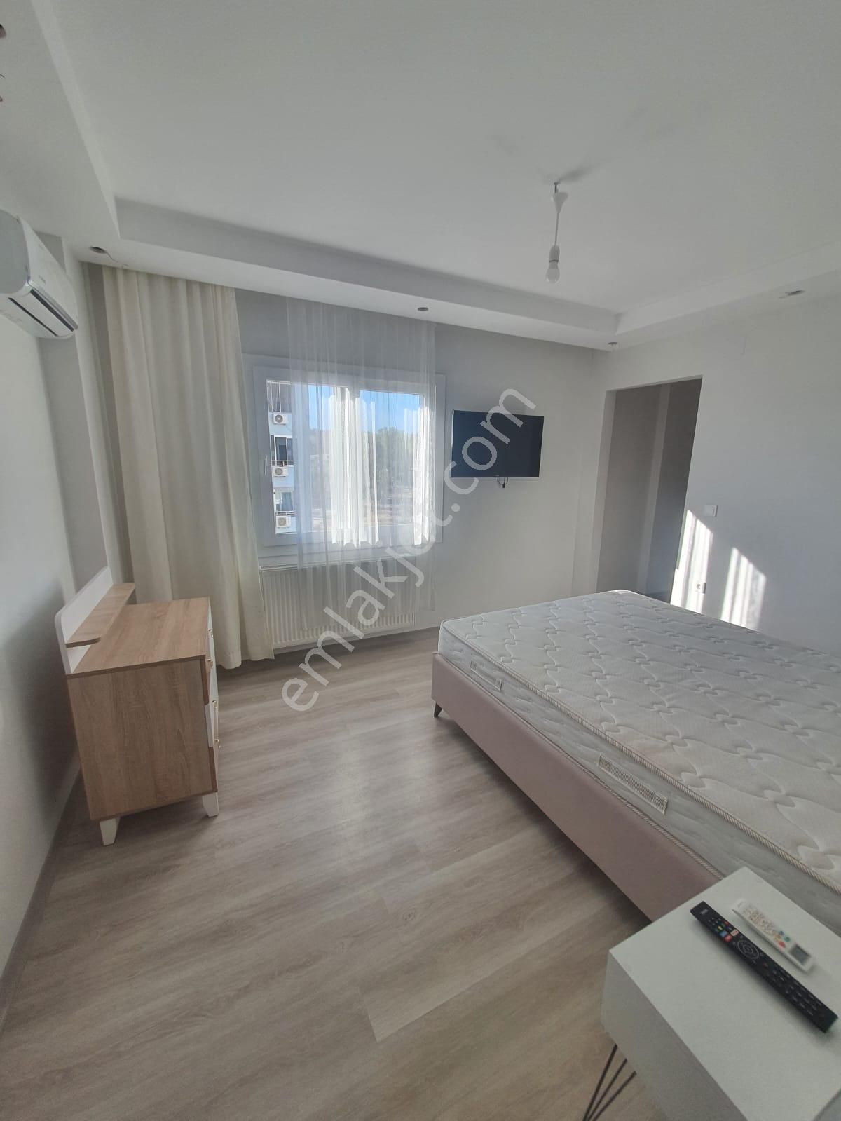 Adana Sarıçamda Stadyumun Yanında Eşyalı Kiralık 3+1 Full Ekstralı Daire - Görsel 3