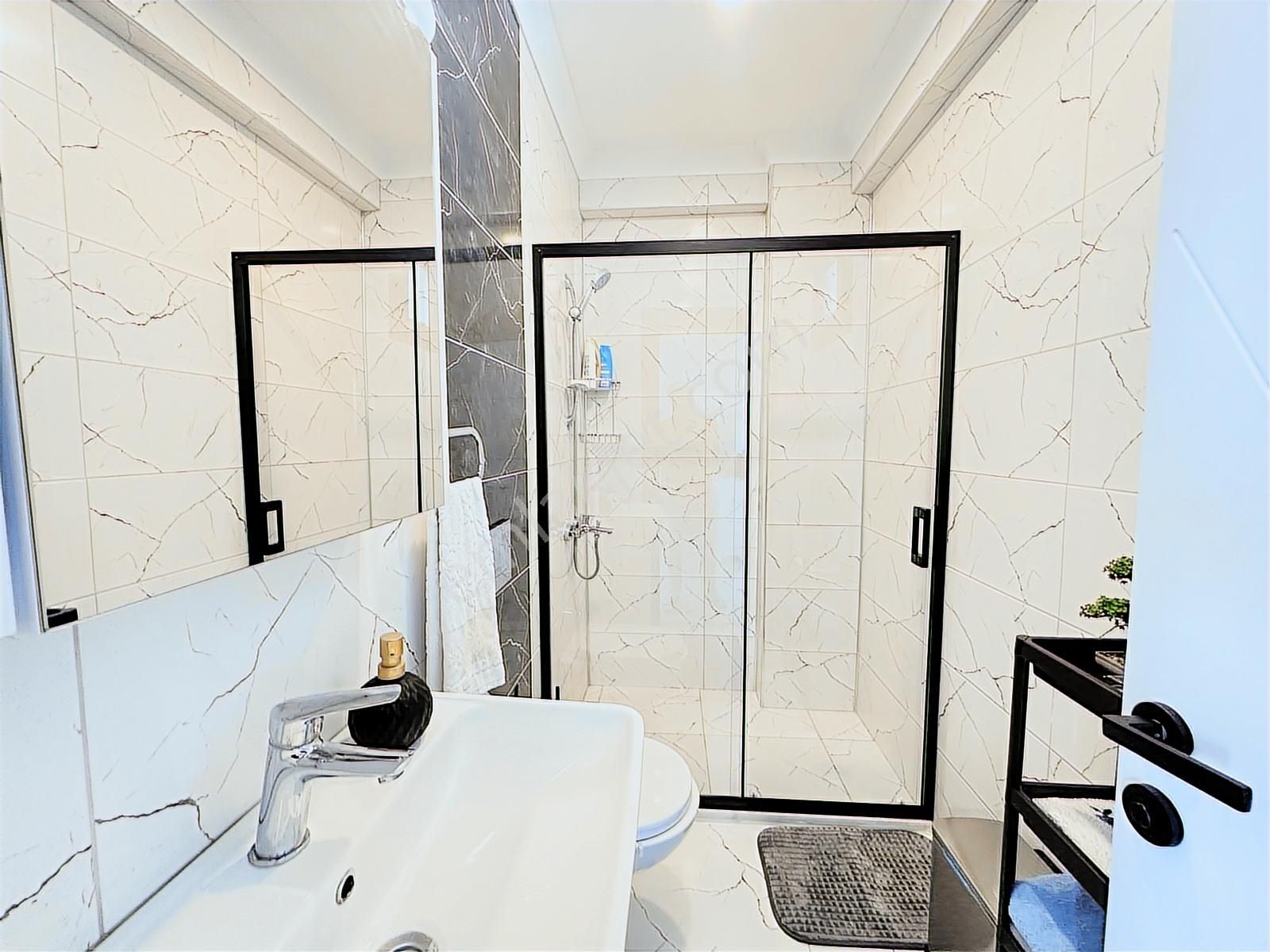 Altınovada Sıfır Eşyalı Deniz Manzaralı Kat Mülkiyetli Villa - Görsel 7