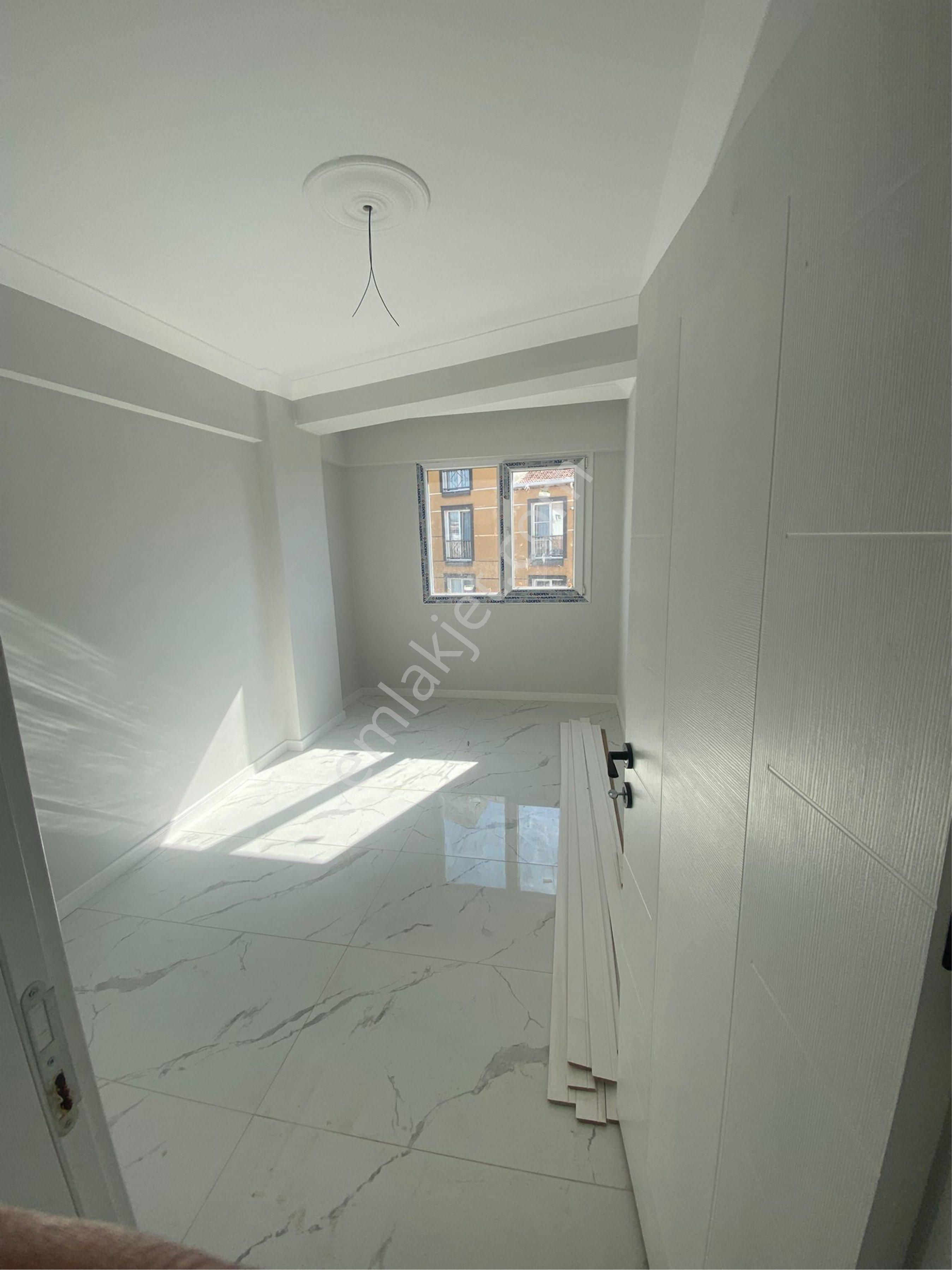 Reşatbey Mahallesinde 2+1 Satılık Hesaplı Daire - Görsel 2