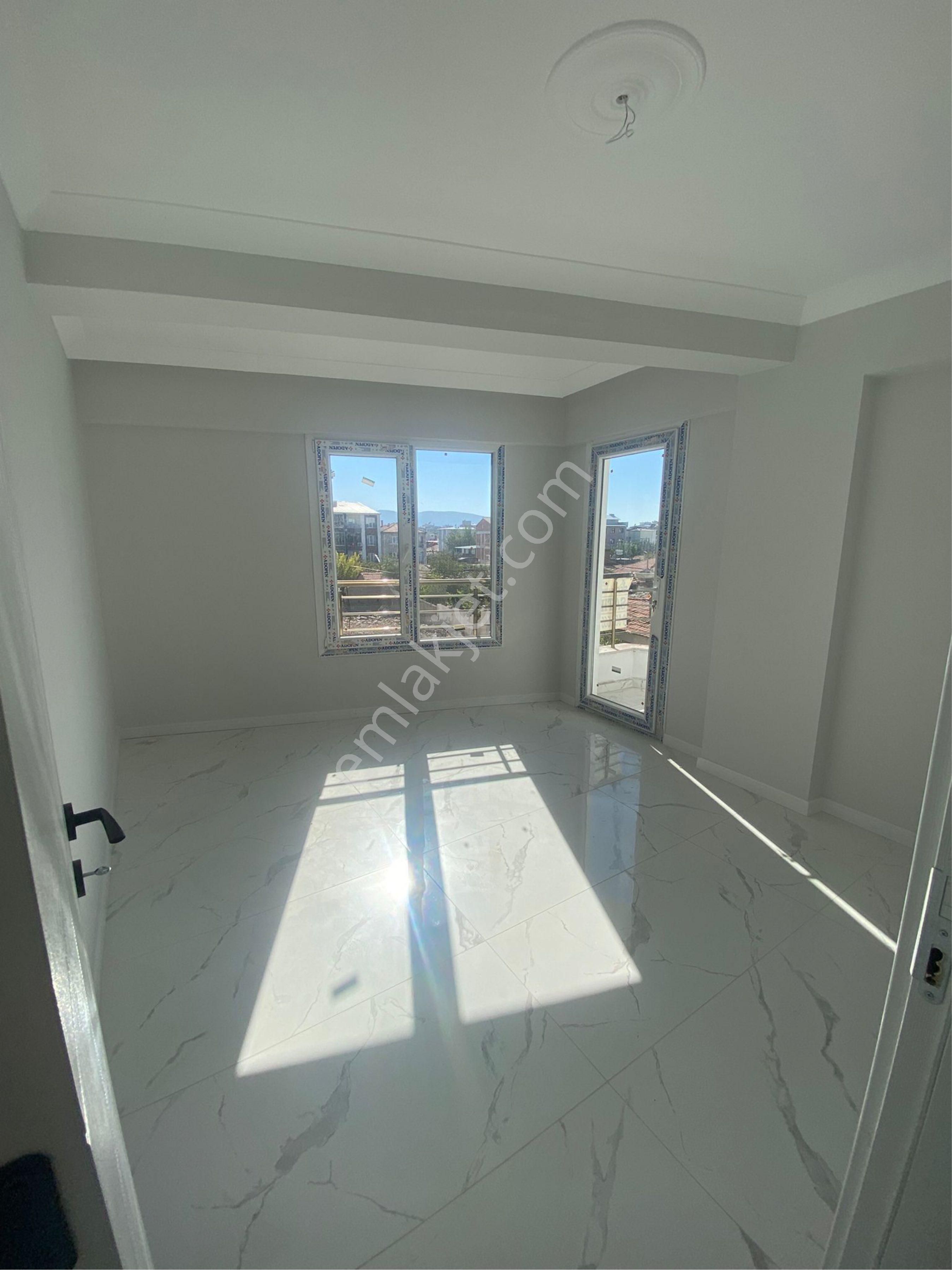 Reşatbey Mahallesinde 2+1 Satılık Hesaplı Daire - Görsel 12