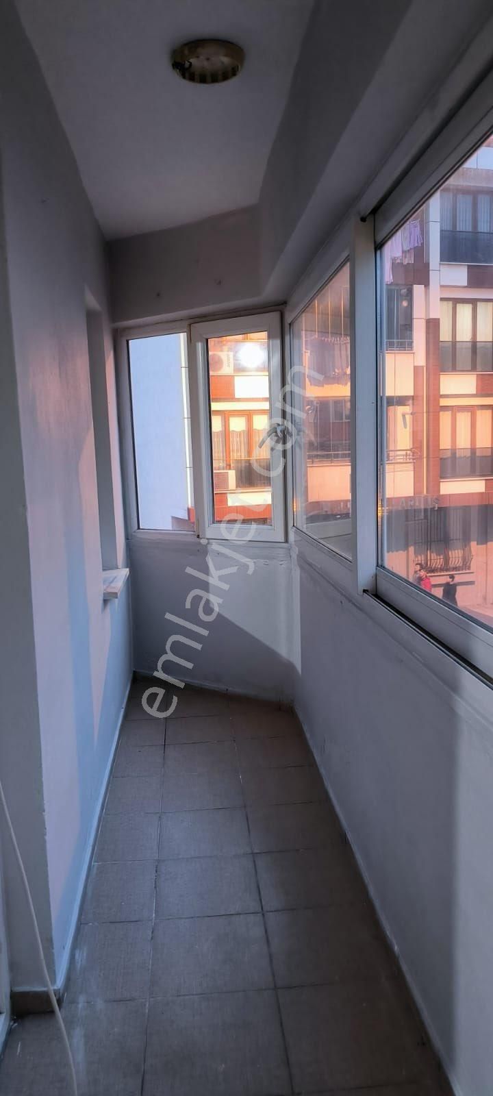 Tevfikbey Mahallesi Yeni Yapı Kiralık Yeni Badana Boyalı - Görsel 11