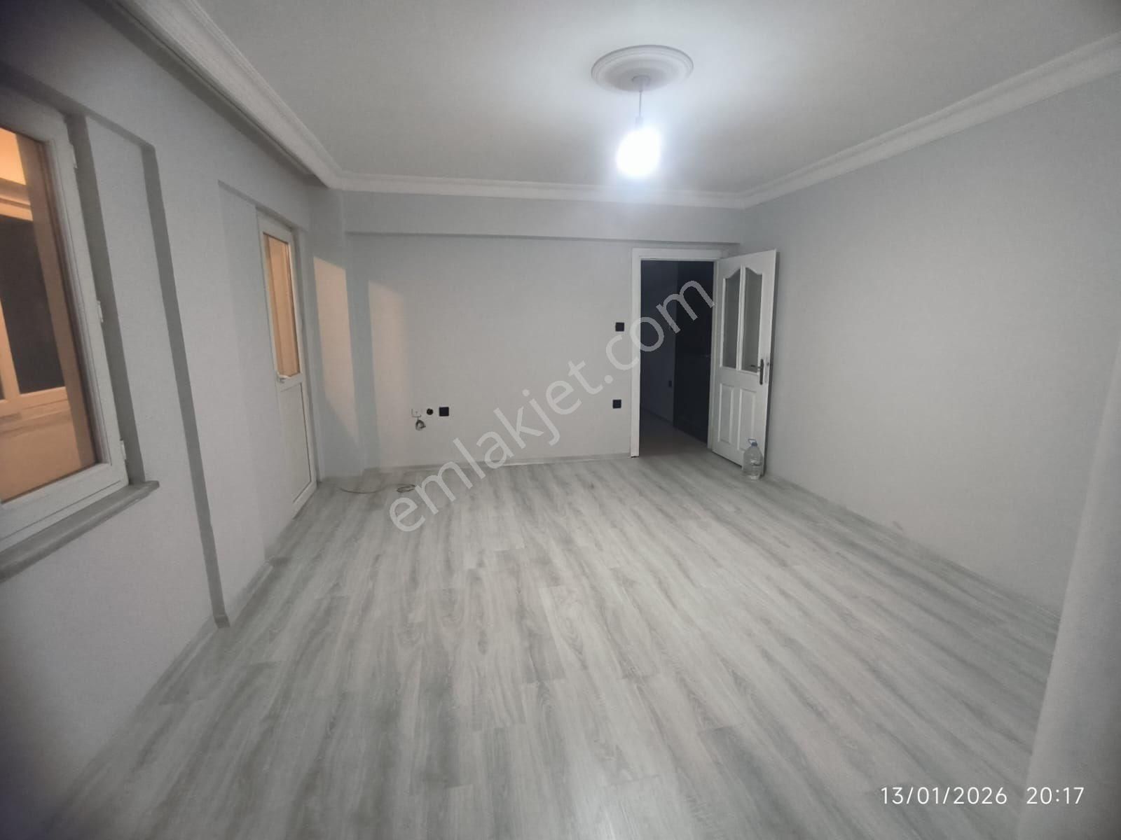 Tevfikbey Mahallesi Yeni Yapı Kiralık Yeni Badana Boyalı - Görsel 4