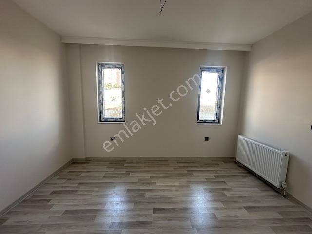 Atayurtta Site İçerisinde 2 Bloklu 2+1 Satılık Daire - Görsel 21