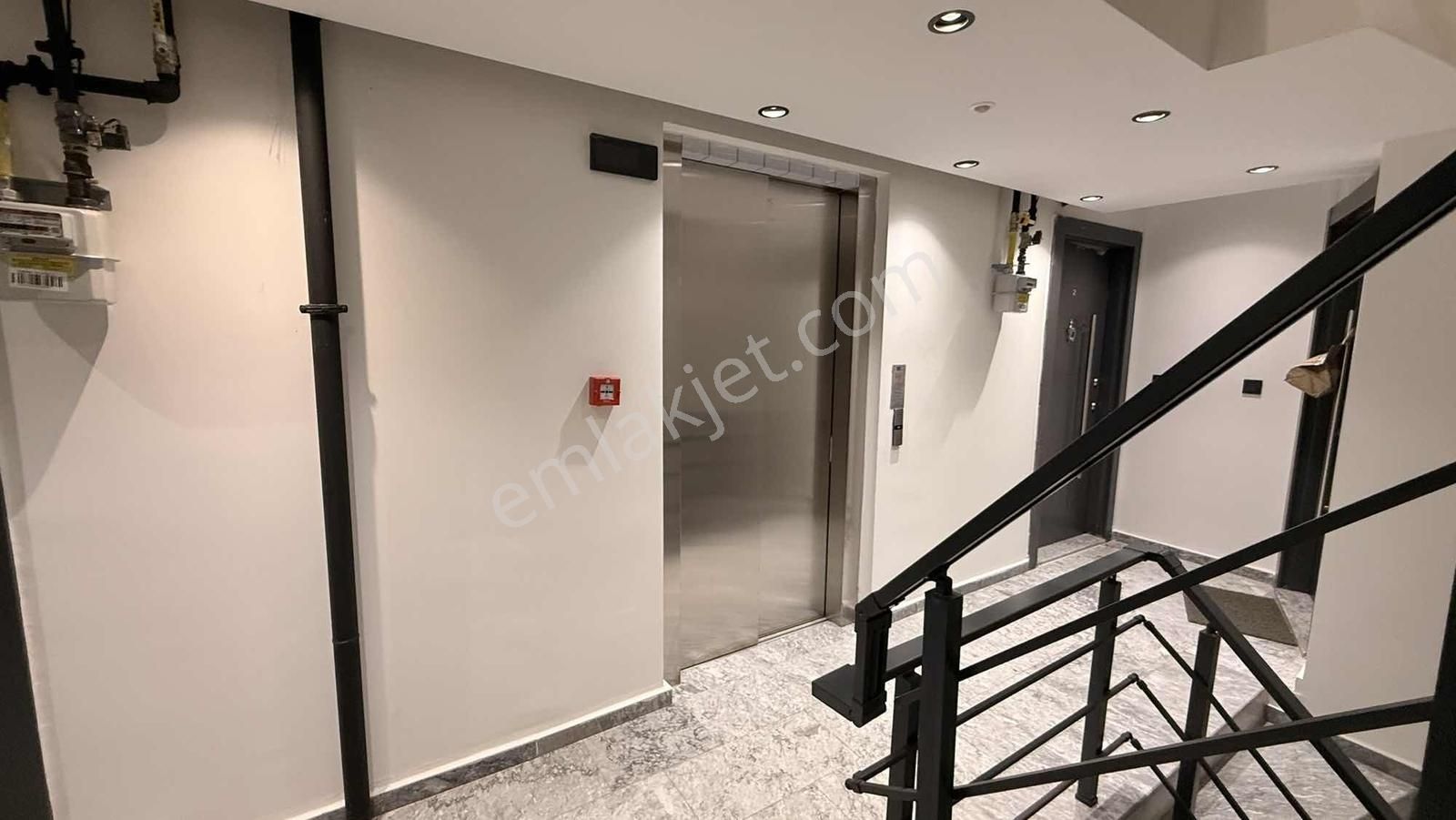 Beşiktaş Dikilitaş'ta Sahile Yakin 2+2 Satılık Sıfır Daire - Görsel 13