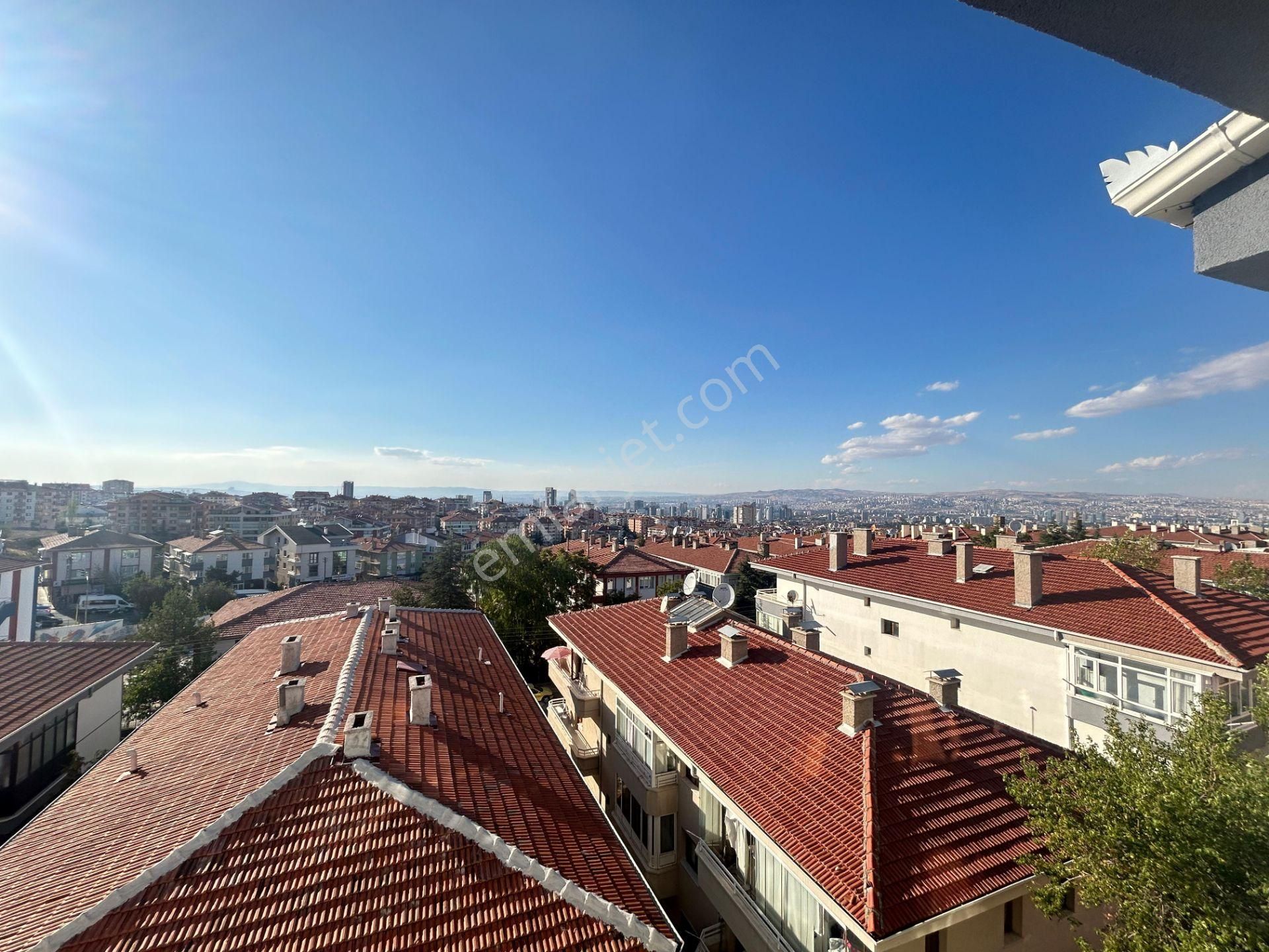 Taner'den Dikmen'de 4+1 Şehir Manzaralı Giyinme Odalı Süper Lüks Dubleks - Görsel 6