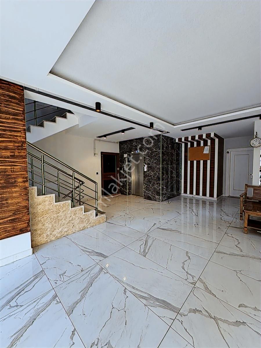 T.özala 2.parsel Iskanlı Sapasağlam D.gazlı Ç.banyolu 6 Yaşında