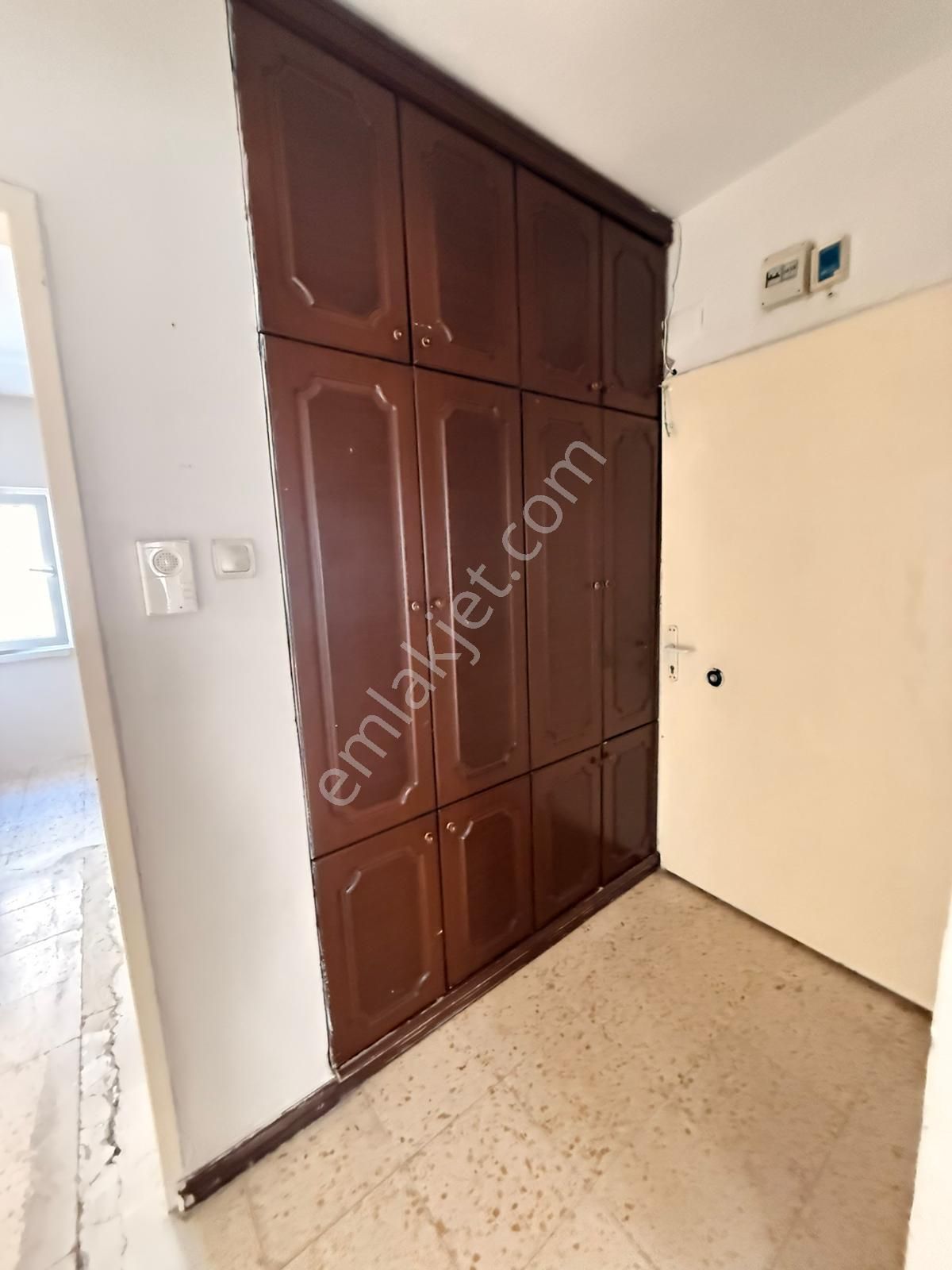 Adana Yüreğir Başkent Hastanesinin Yakınında 3+1 İçi Yenilenmiş Boyalı Klimalı Kiralık Cazip Daire - Görsel 14