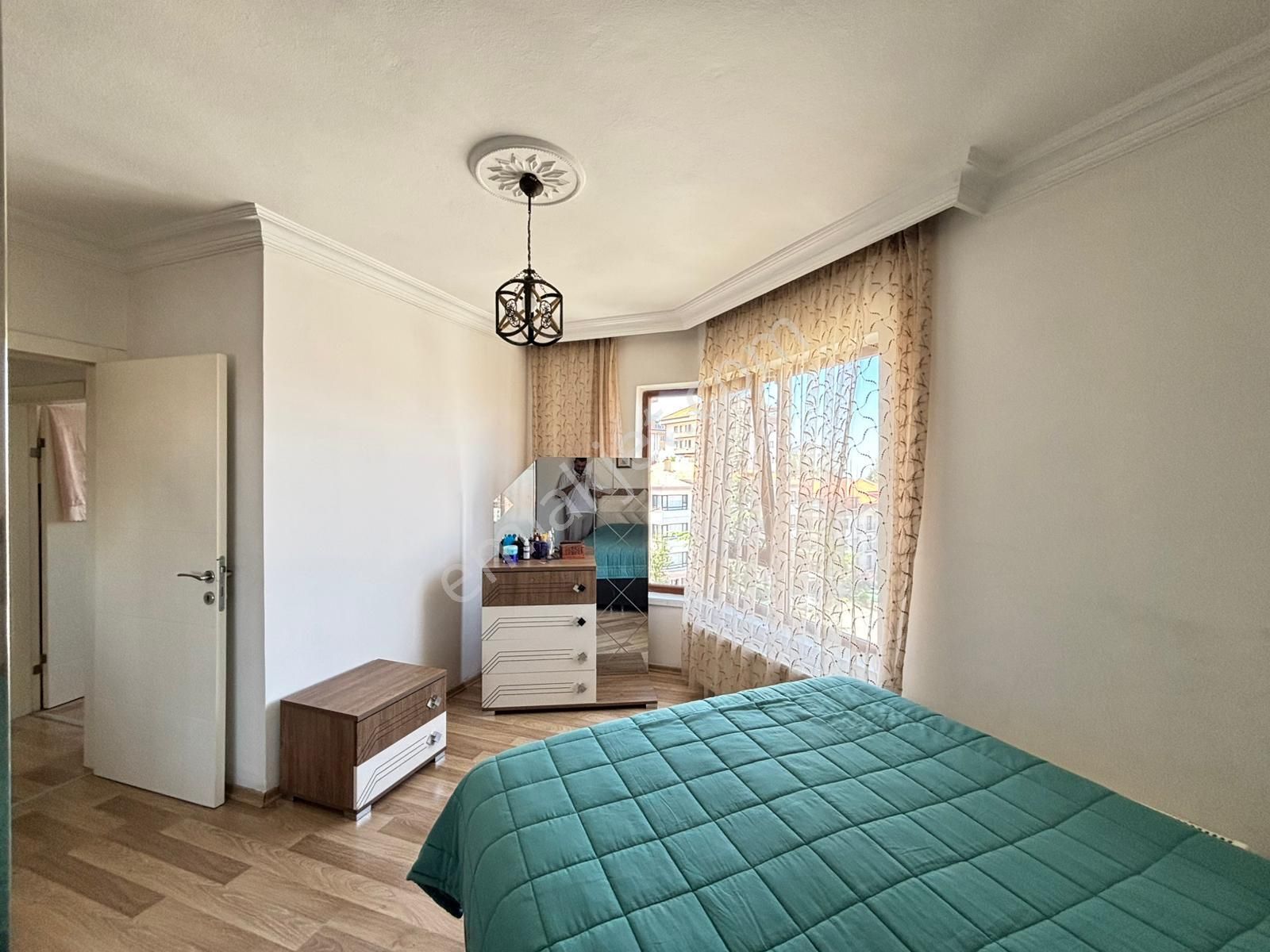 Taner'den Dikmen Mürsel Uluç'ta Köşe Konum Geniş Ferah 3+1 Ön Cephe - Görsel 10