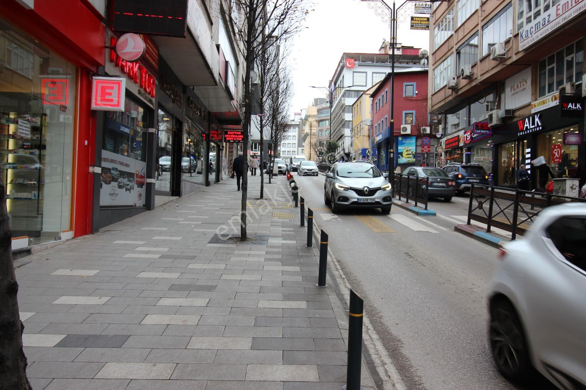 Kaçmaz'emlaktan Trabzon Gazipaşa Cad.de Devren Kiralık Mağaza - Görsel 2