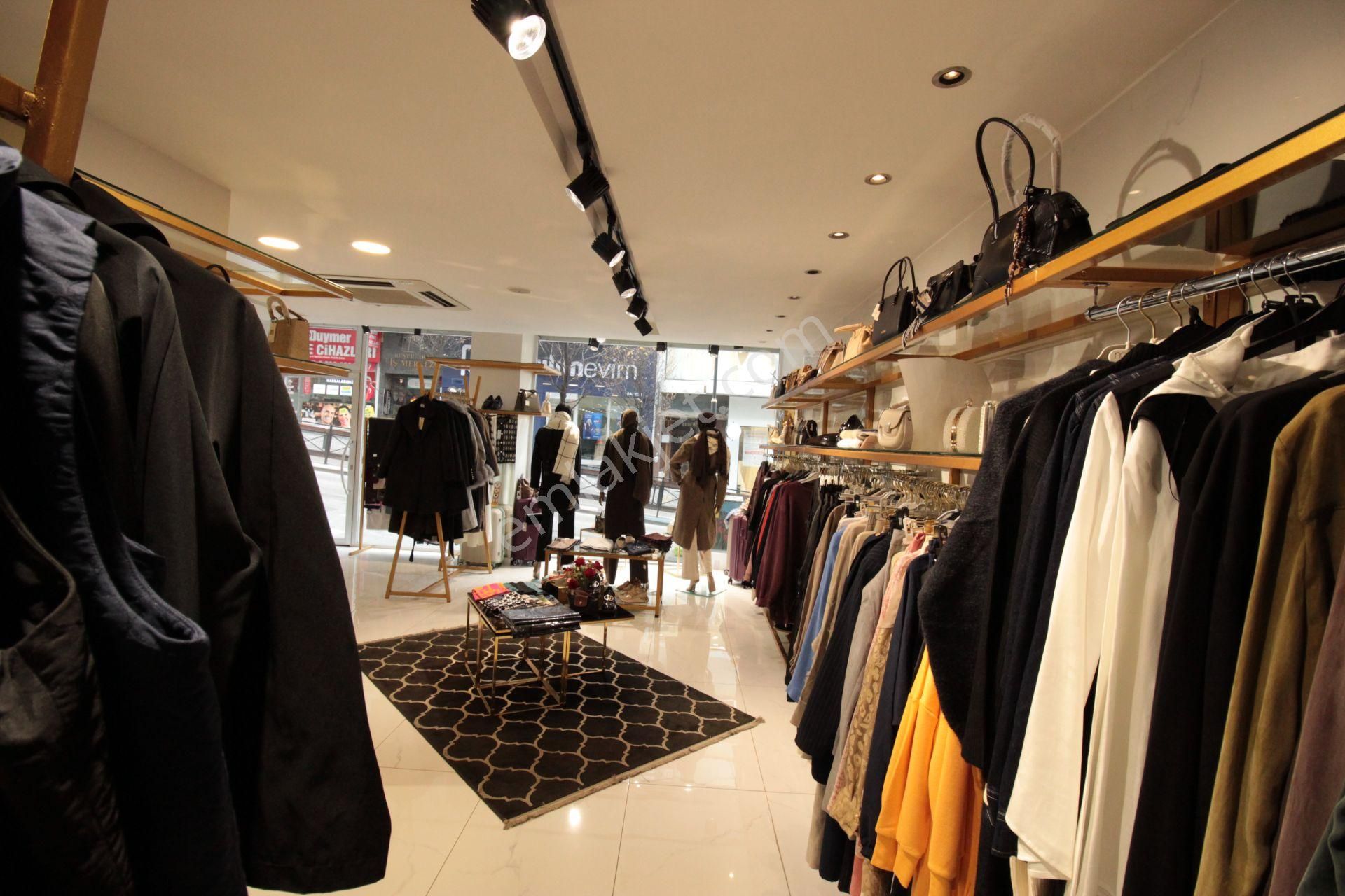Kaçmaz'emlaktan Trabzon Gazipaşa Cad.de Devren Kiralık Mağaza - Görsel 13