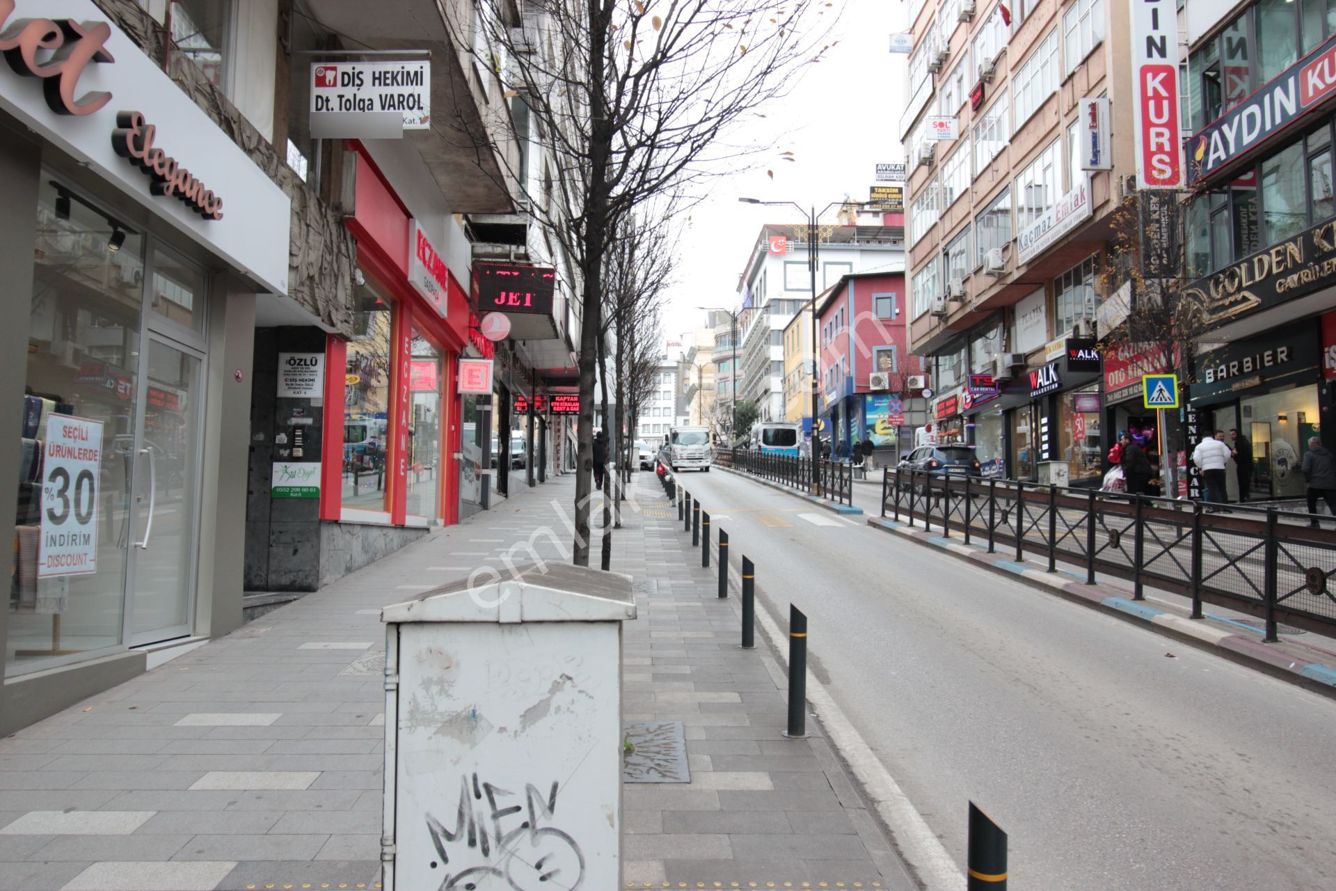 Kaçmaz'emlaktan Trabzon Gazipaşa Cad.de Devren Kiralık Mağaza - Görsel 5