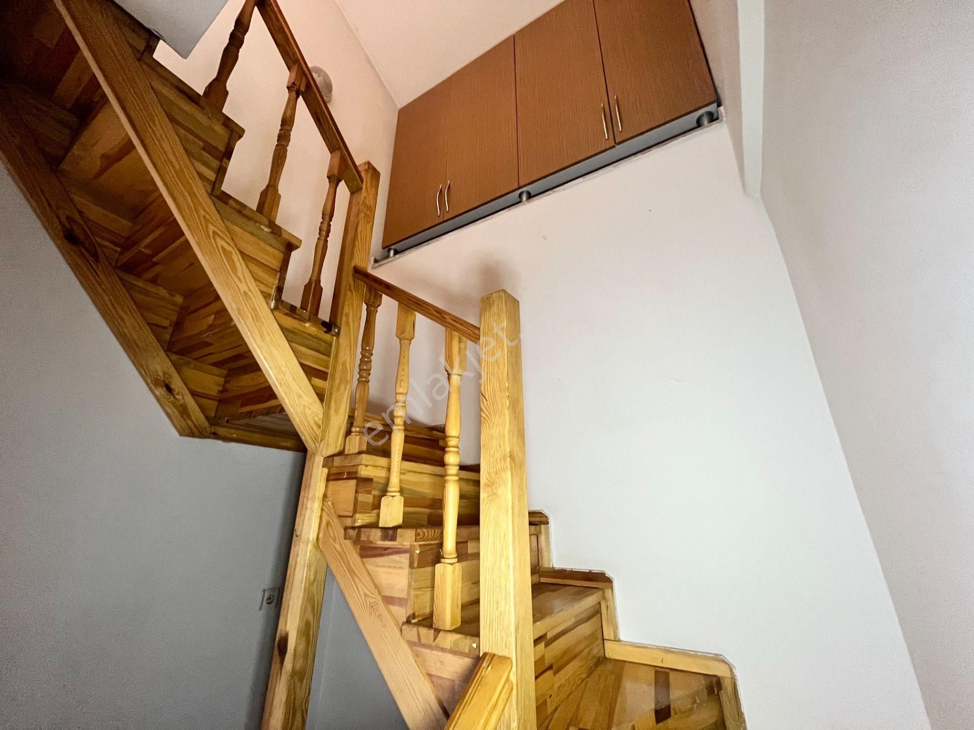Sancaktepe Emek Mh. Kiralık Çatı Dubleks - Görsel 18