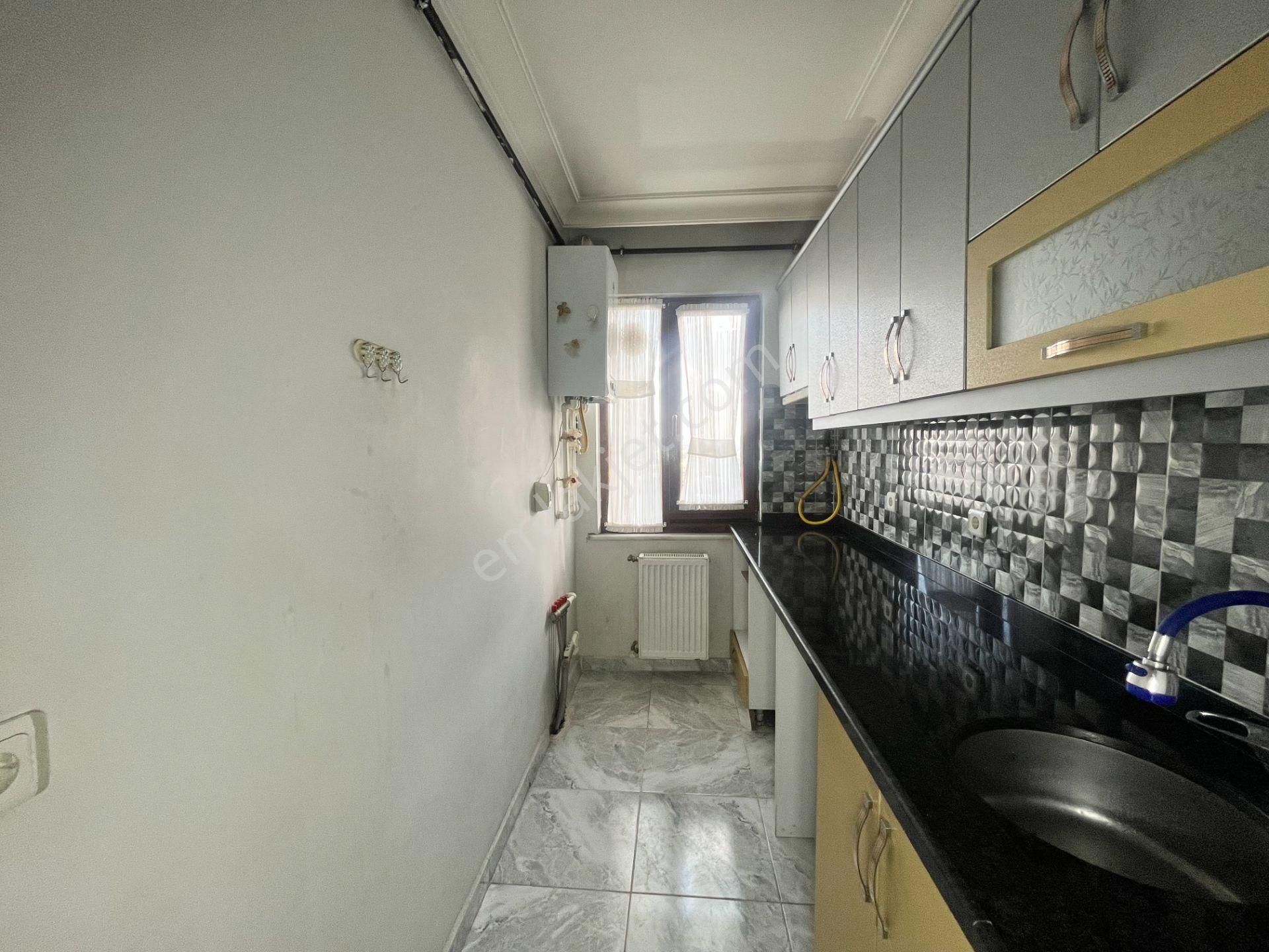 Sancaktepe Emek Mh. Kiralık Çatı Dubleks - Görsel 10