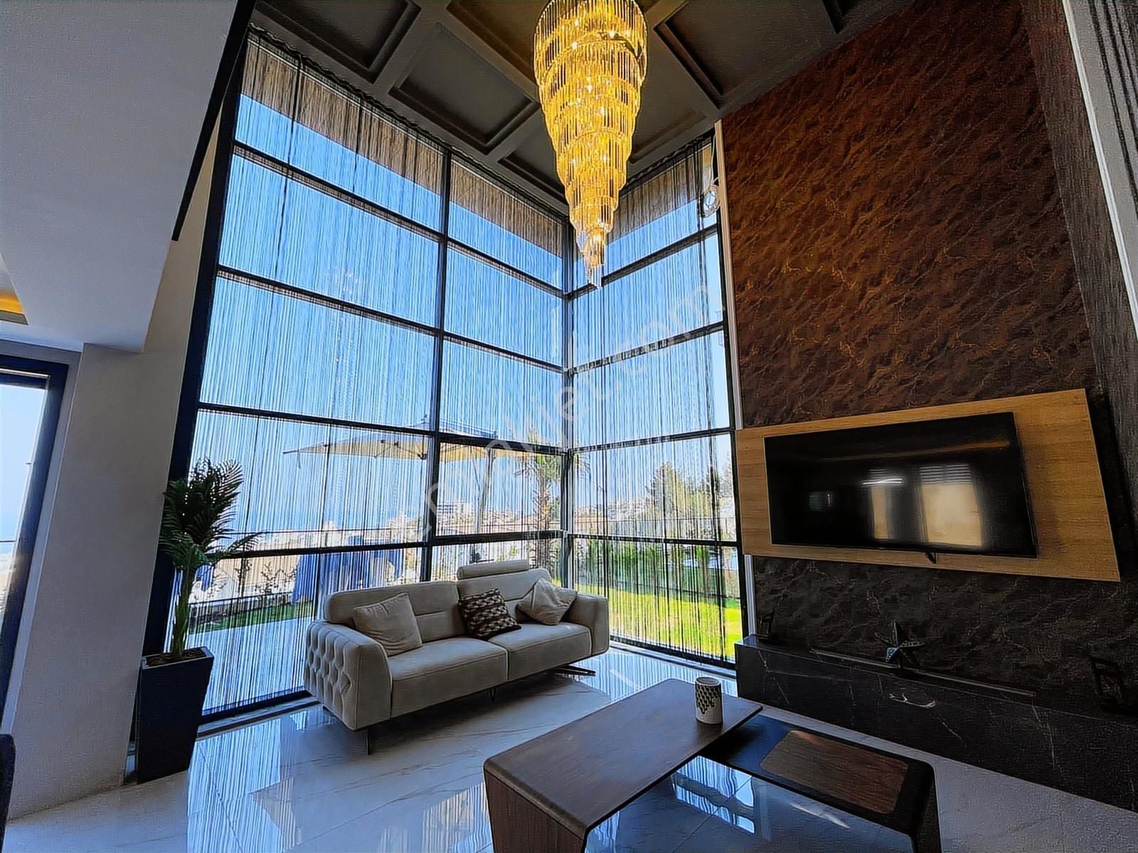 Deniz Manzaralı+kapalı Otopark+kapalı Açık Havuz+müstakil Villa - Görsel 20