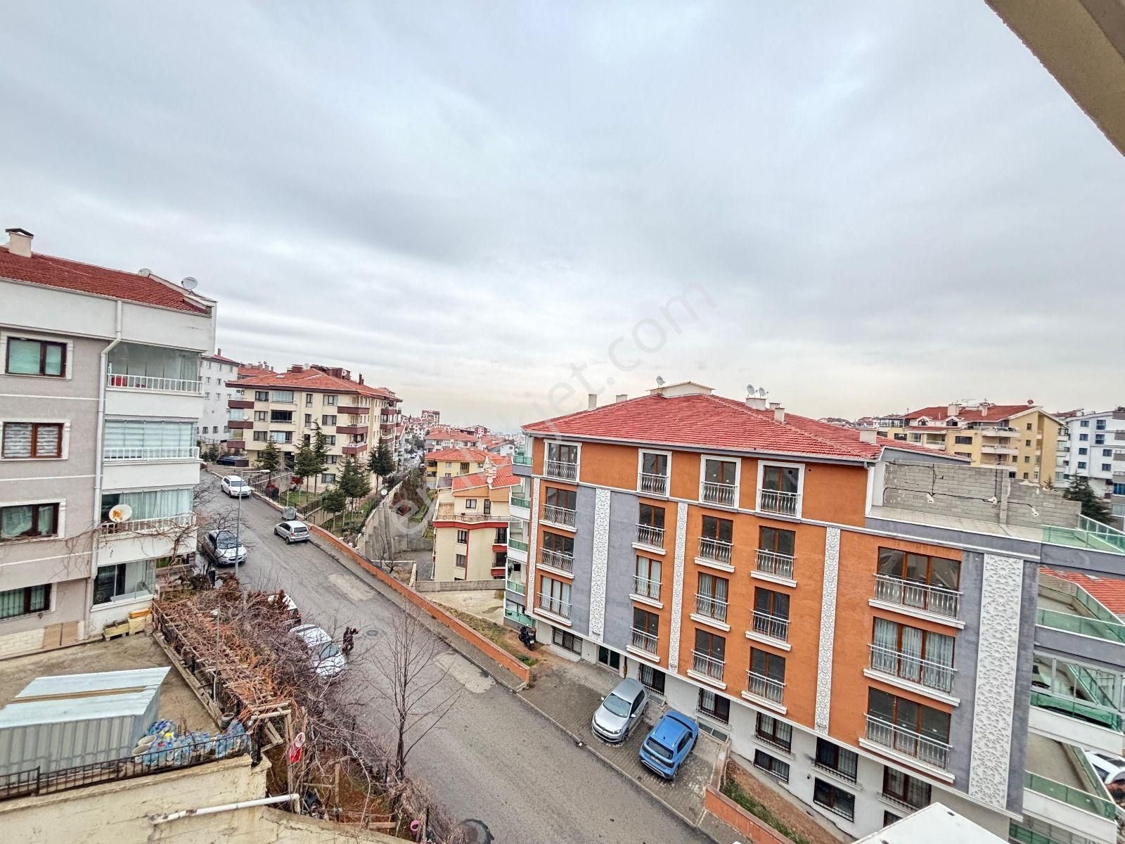 Taner'den Cevizlidere Cad Yakını 4+1+kiler Çift Banyo Asansörlü Teraslı Dubleks - Görsel 10