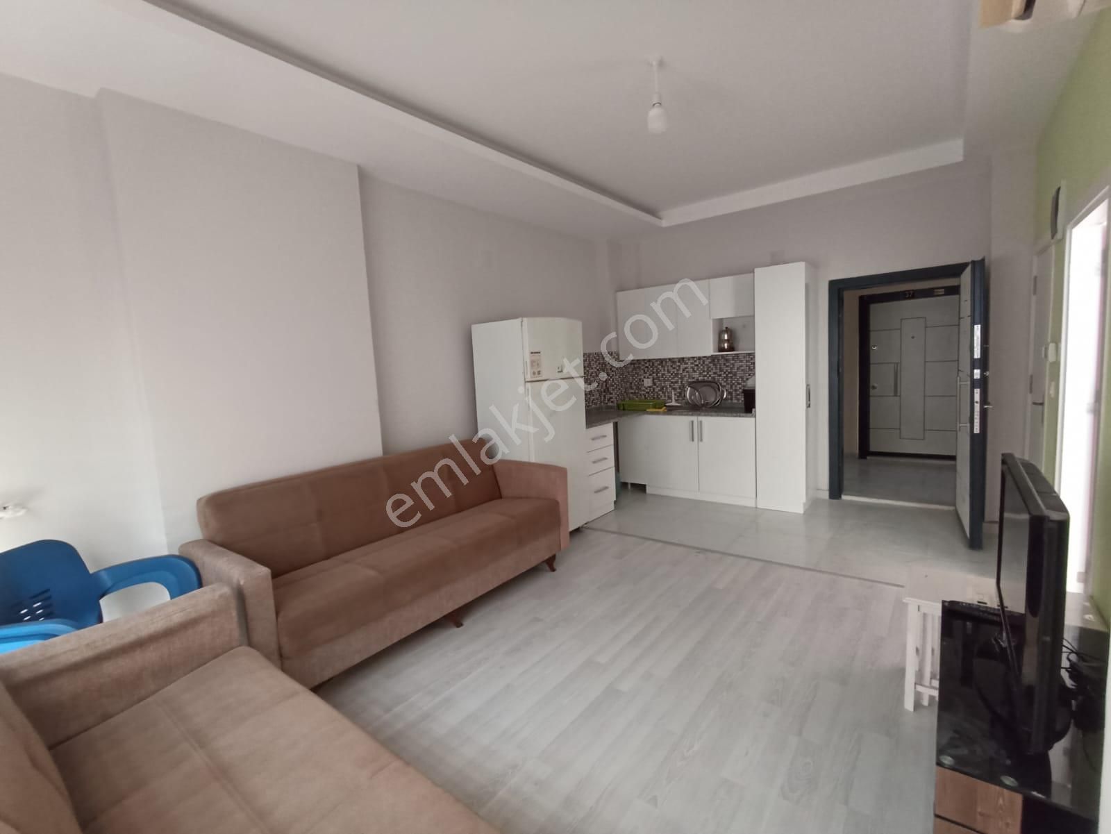 Adana Sarıçamda Akbaş Market Çatalan Yolunda Bulvara Yakın Konumda Fırsat 1+1 Eşyalı Kiralık Daire