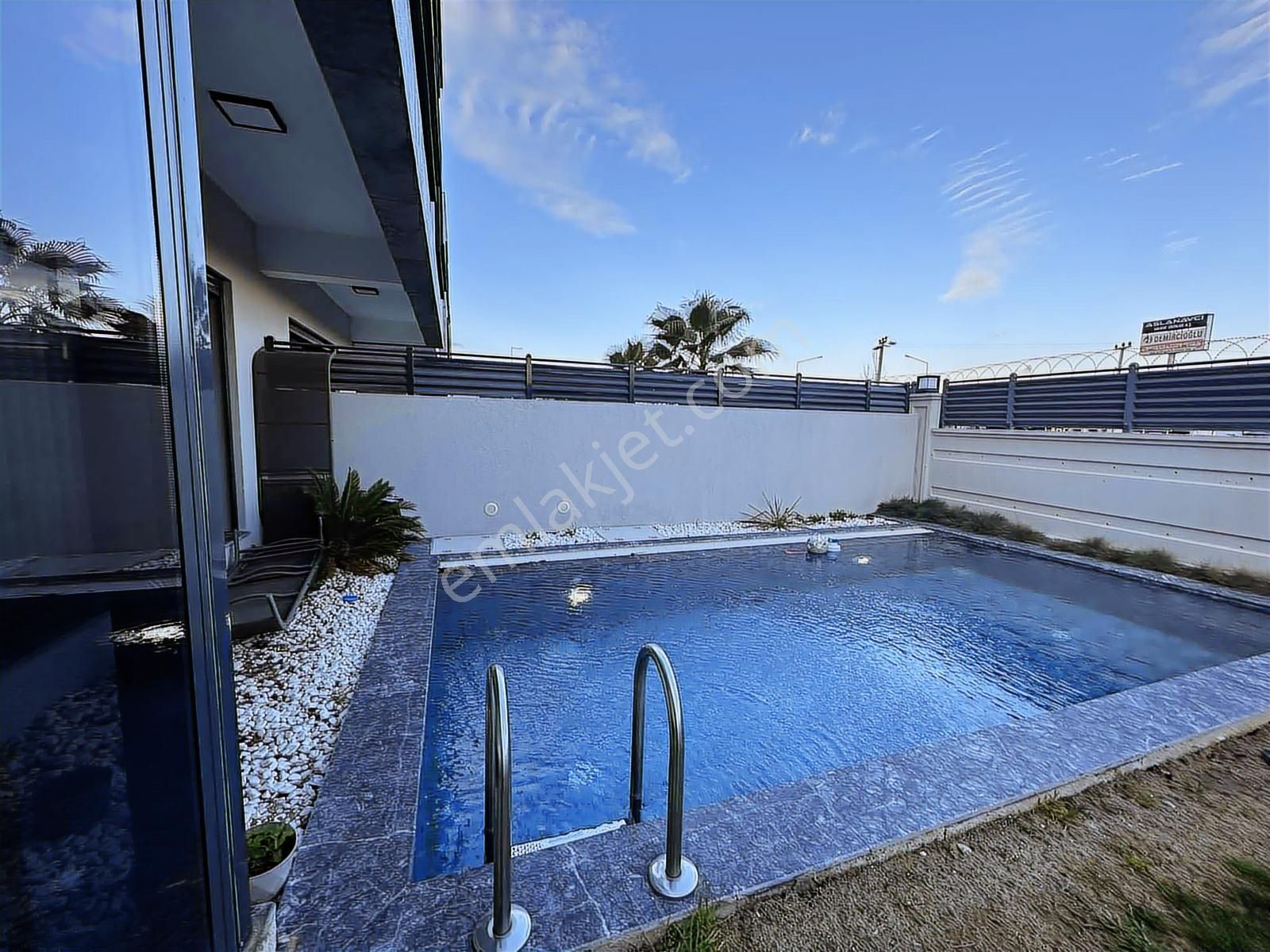 Qzen' Den Müstakil Havuzlu Kış Bahçeli 4+1 Villa - Görsel 31