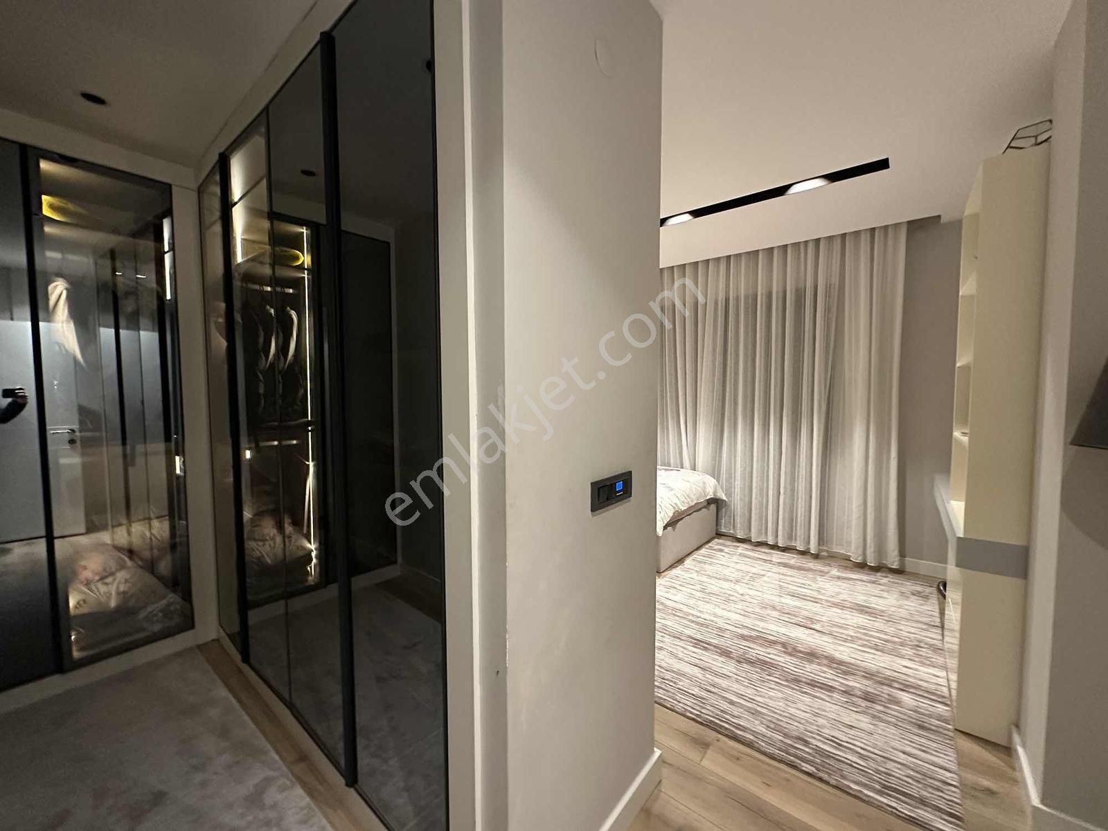 Qzen' Den Müstakil Havuzlu Kış Bahçeli 4+1 Villa - Görsel 17