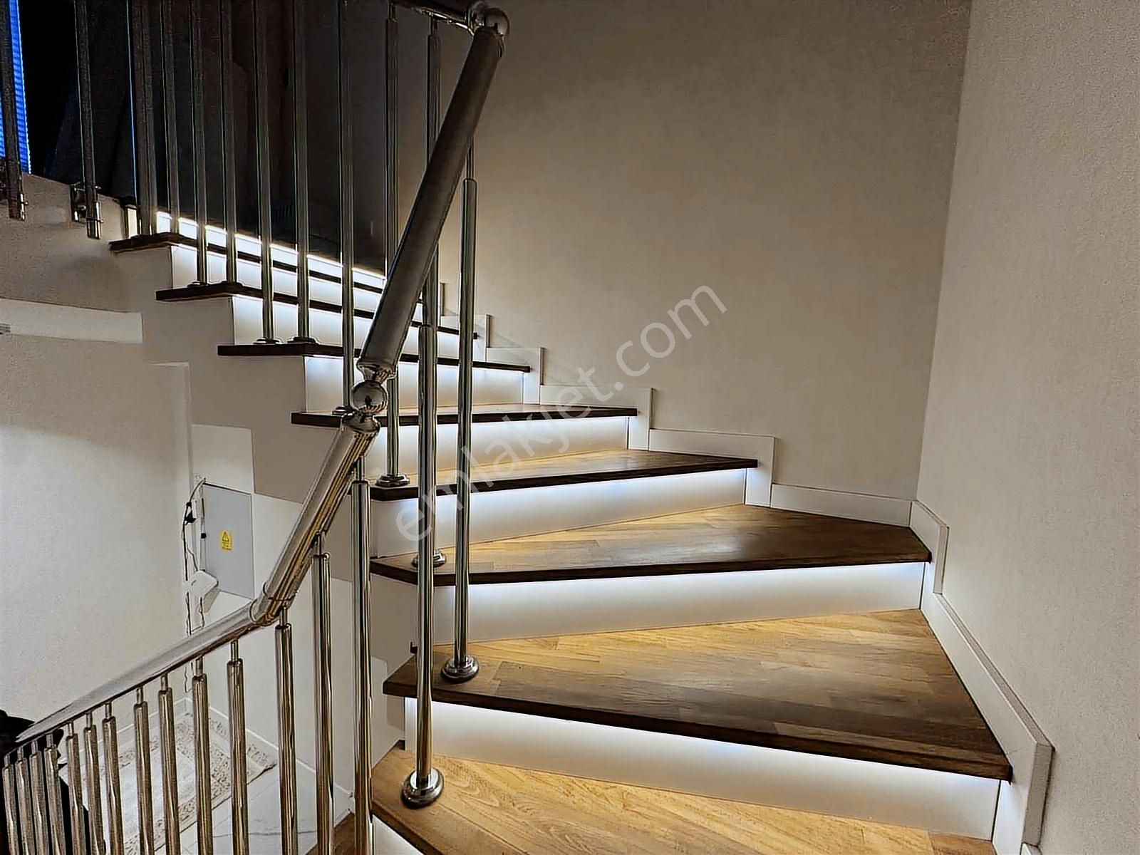 Qzen' Den Müstakil Havuzlu Kış Bahçeli 4+1 Villa - Görsel 23