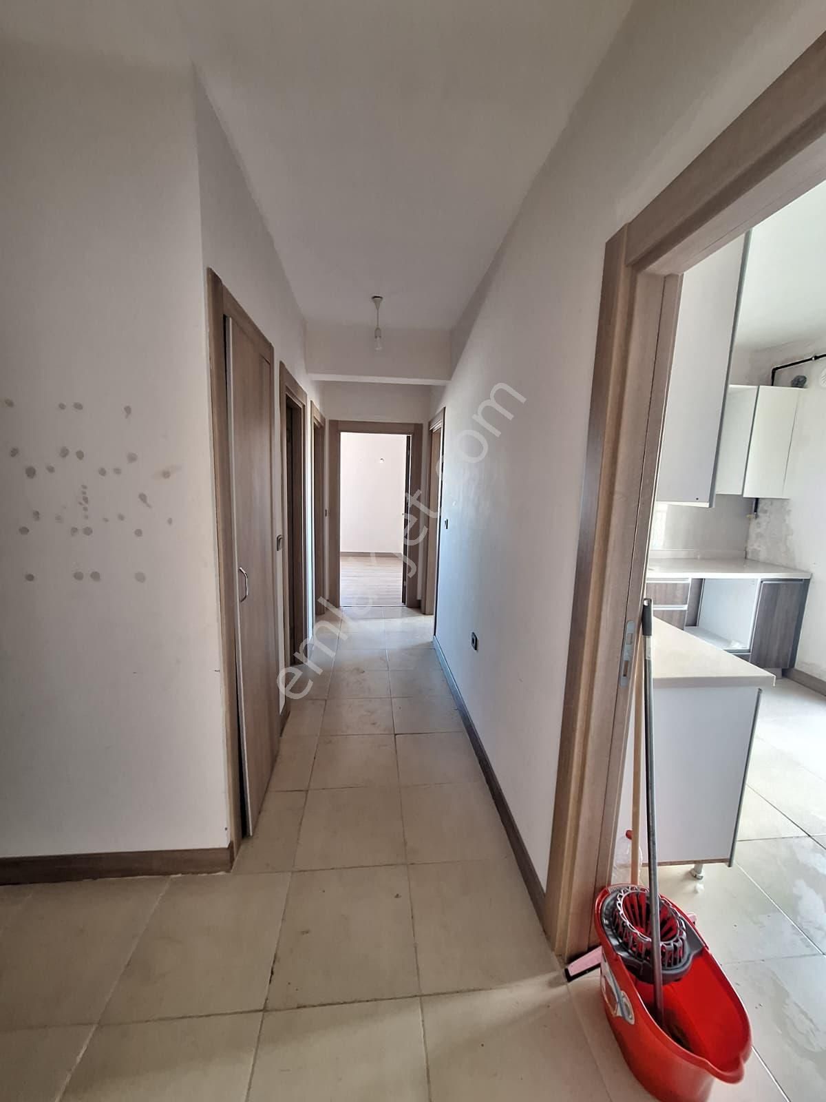 Adana Sarıçam Buruk Tokilerinde Okula Yola Yakın Kombili 2+1 Fırsat Kiralık Daire - Görsel 2