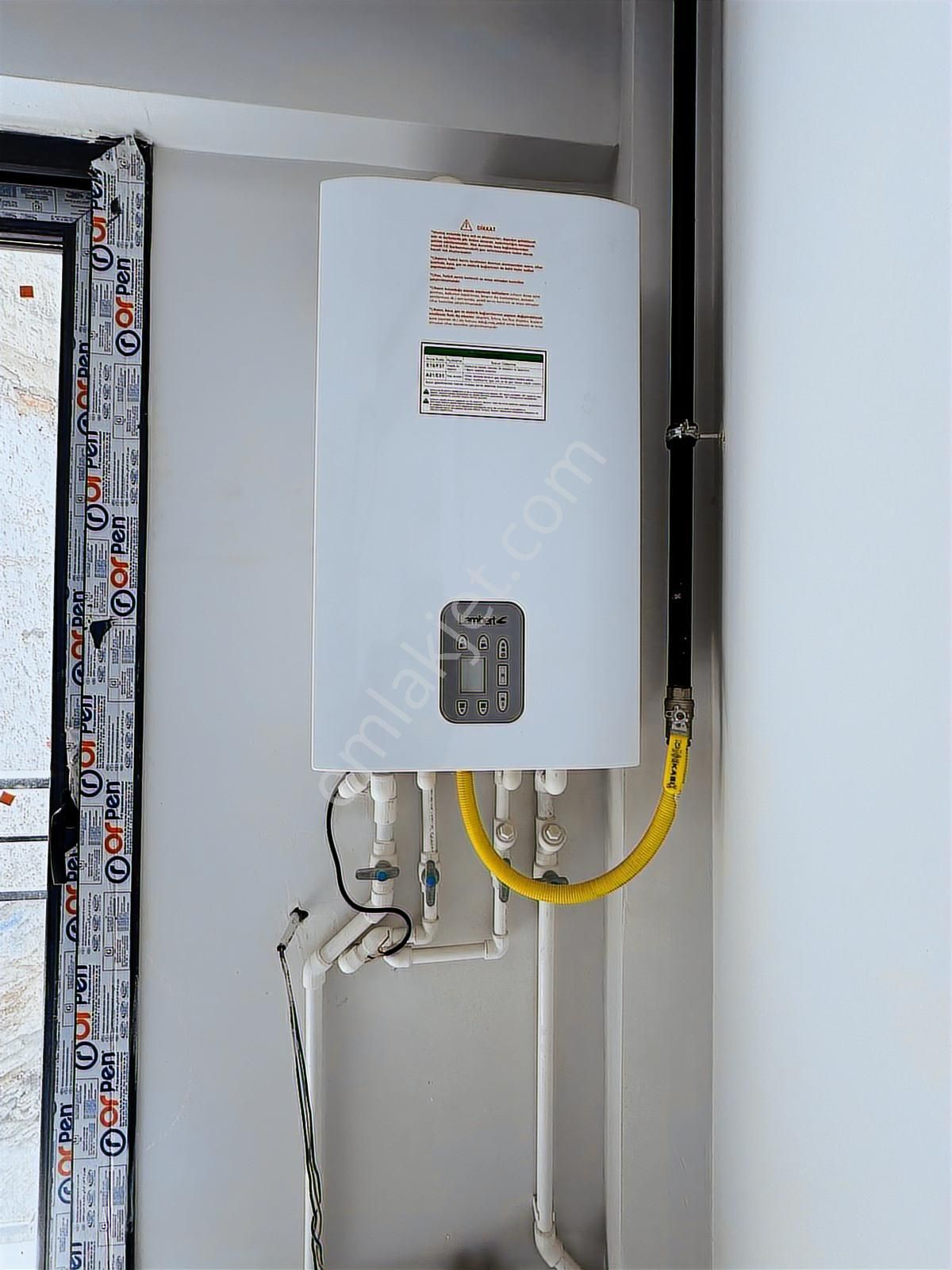 Final Emlak'tan Efeler Mesudiye Mah.de Satılık Sıfır 1+1 Daire - Görsel 3