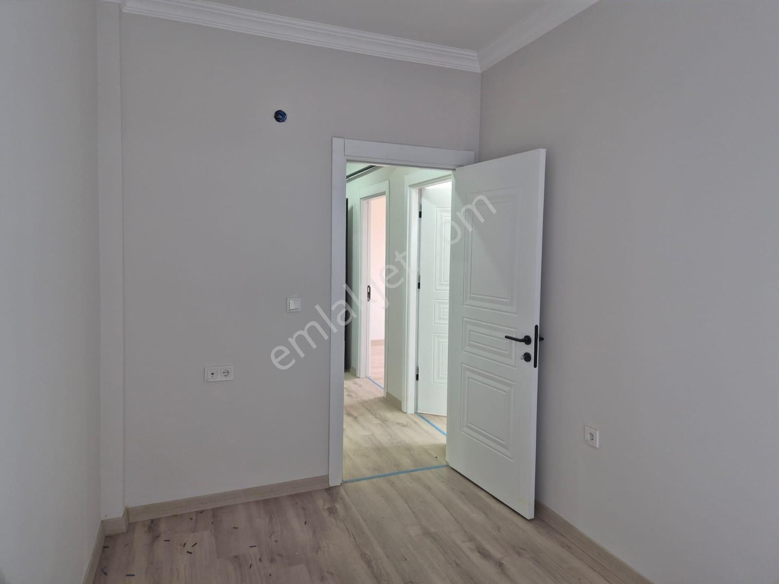 Çobançeşme Mah. Site İçi Satılık Ara Kat Sıfır 2+1 Daire - Görsel 14