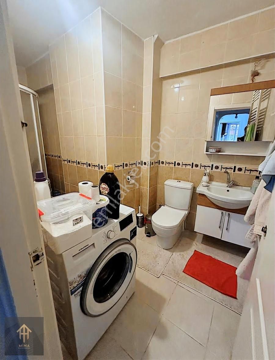 Metrobüse 5dk Mesafede 3katlı Bina Ön Cephe Büyük 2+1 - Görsel 23