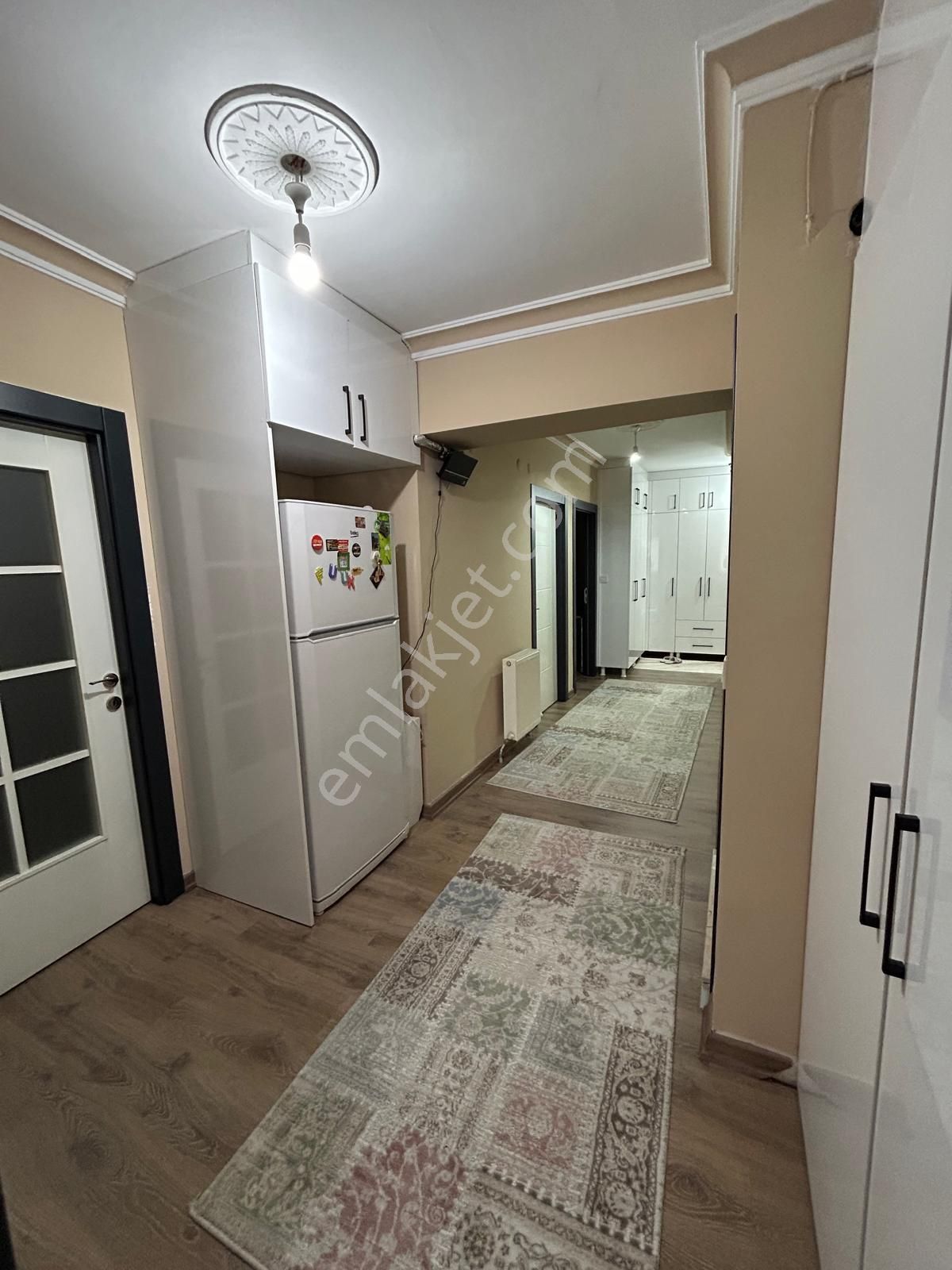 Sultan Fatih Cad. Üzerinde Yapılı 3+1 1. Katta Satılık Daire !!! - Görsel 13