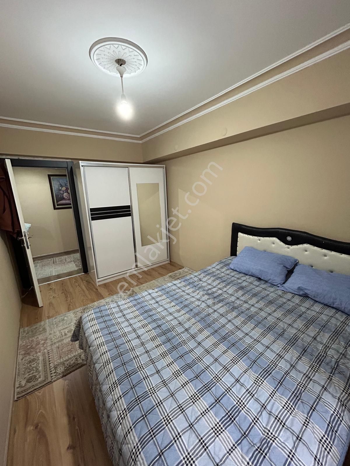 Sultan Fatih Cad. Üzerinde Yapılı 3+1 1. Katta Satılık Daire !!! - Görsel 6