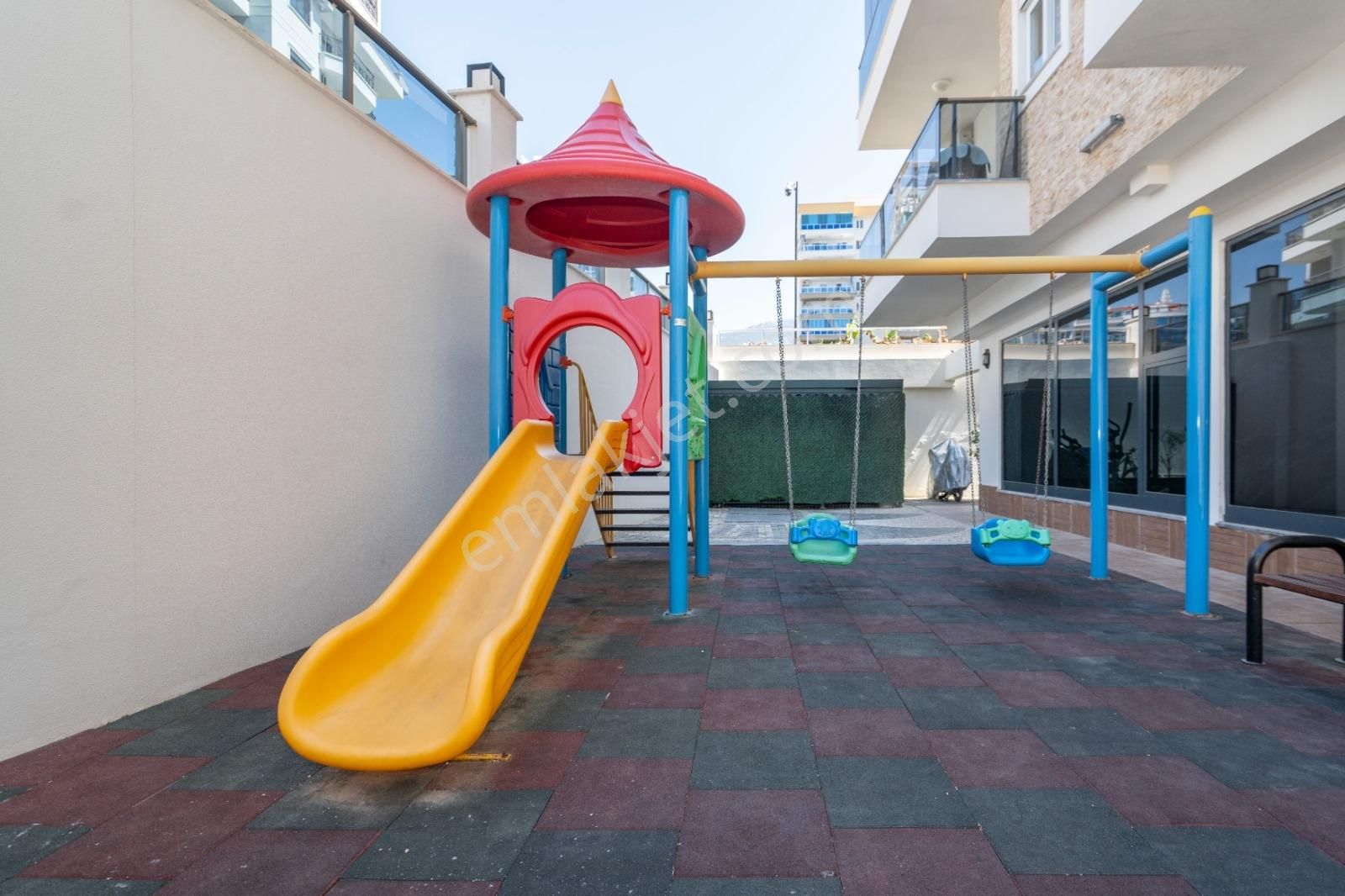 Mahmutlarda Satılık 2+1 Eşyalı Dubleks Daire - Görsel 27