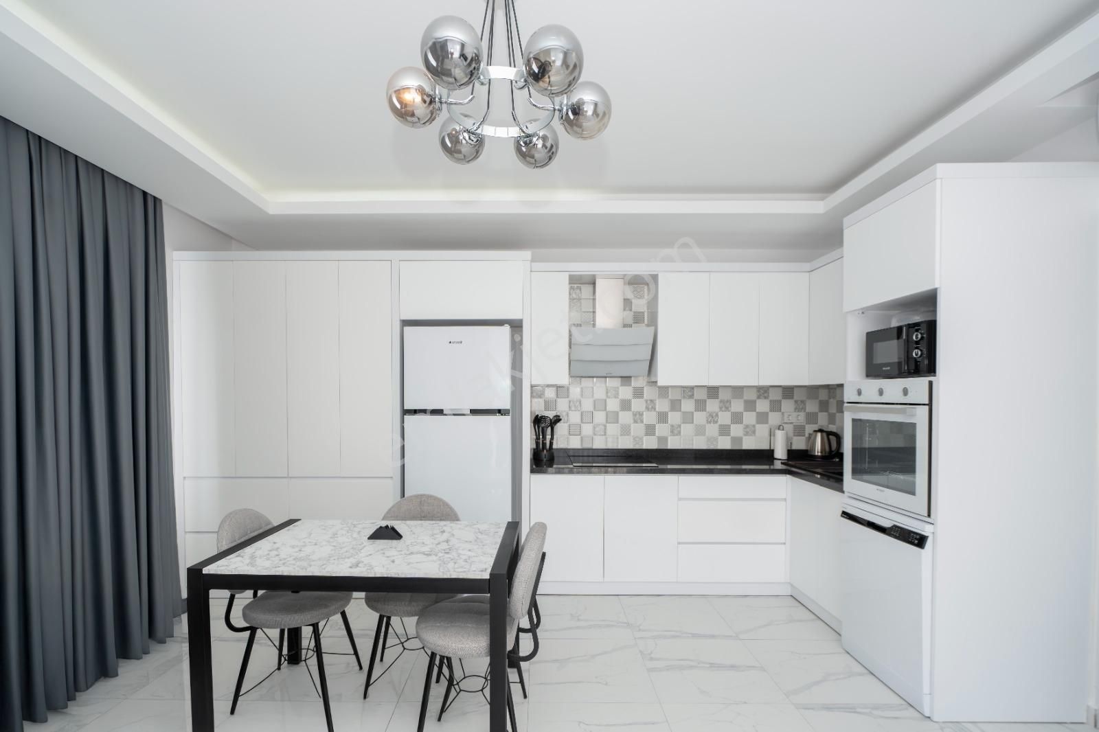 Mahmutlarda Satılık 2+1 Eşyalı Dubleks Daire - Görsel 8