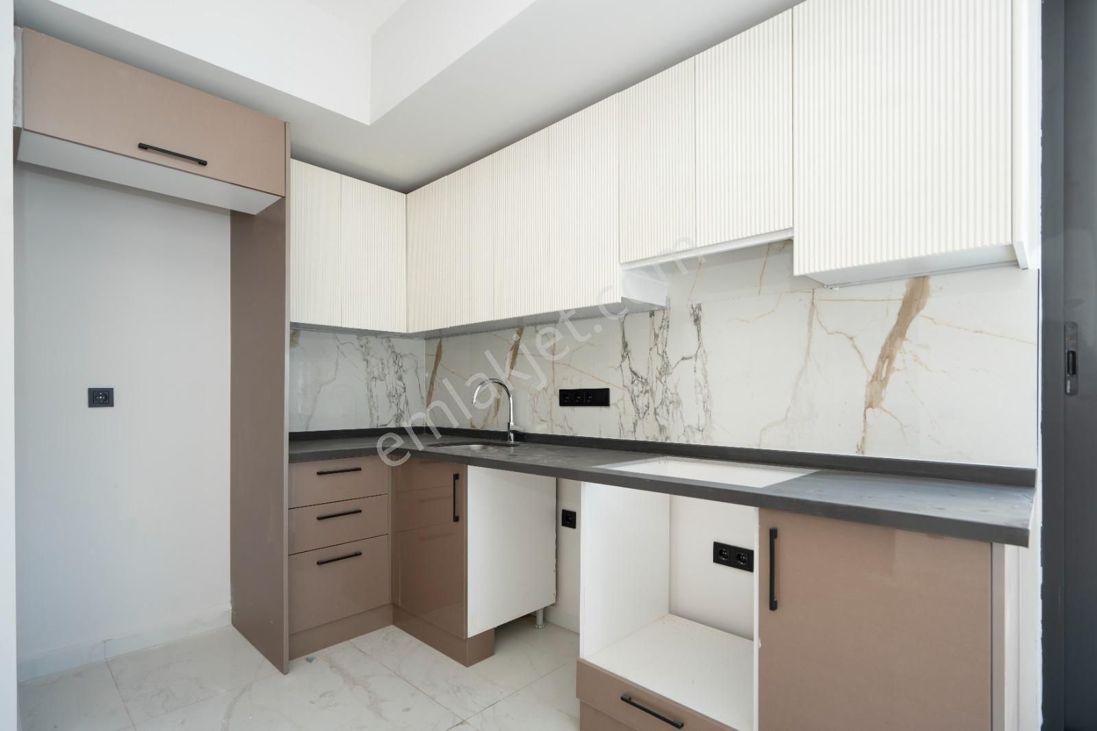 Summer Home'dan Satılık Alanya Merkezde 2+1 Boş Daire - Görsel 14