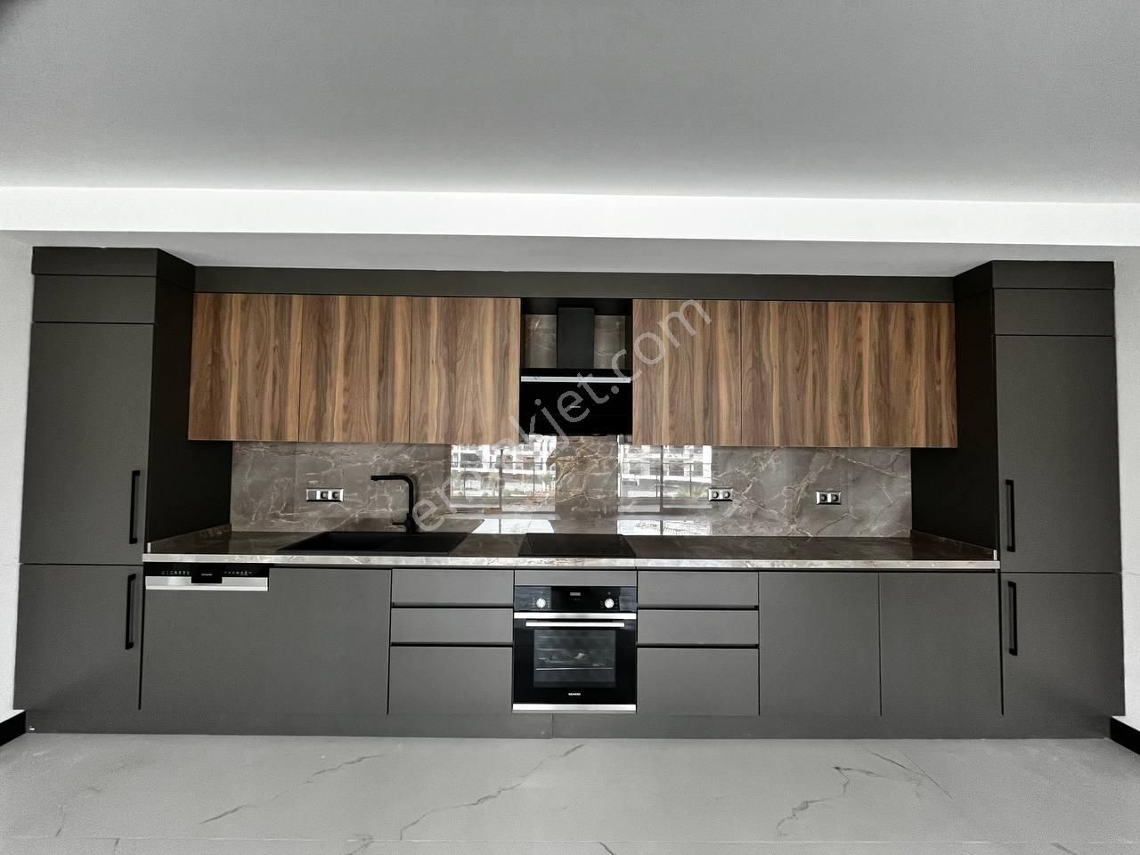 Summer Home'dan Obada Satılık Lüks Sitede 2+1 Boş Daire - Görsel 9