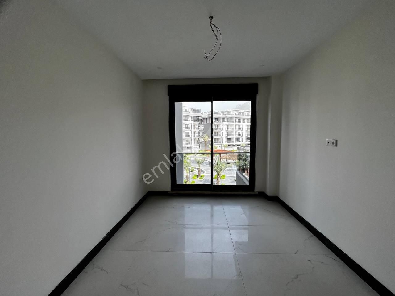 Summer Home'dan Obada Satılık Lüks Sitede 2+1 Boş Daire - Görsel 23