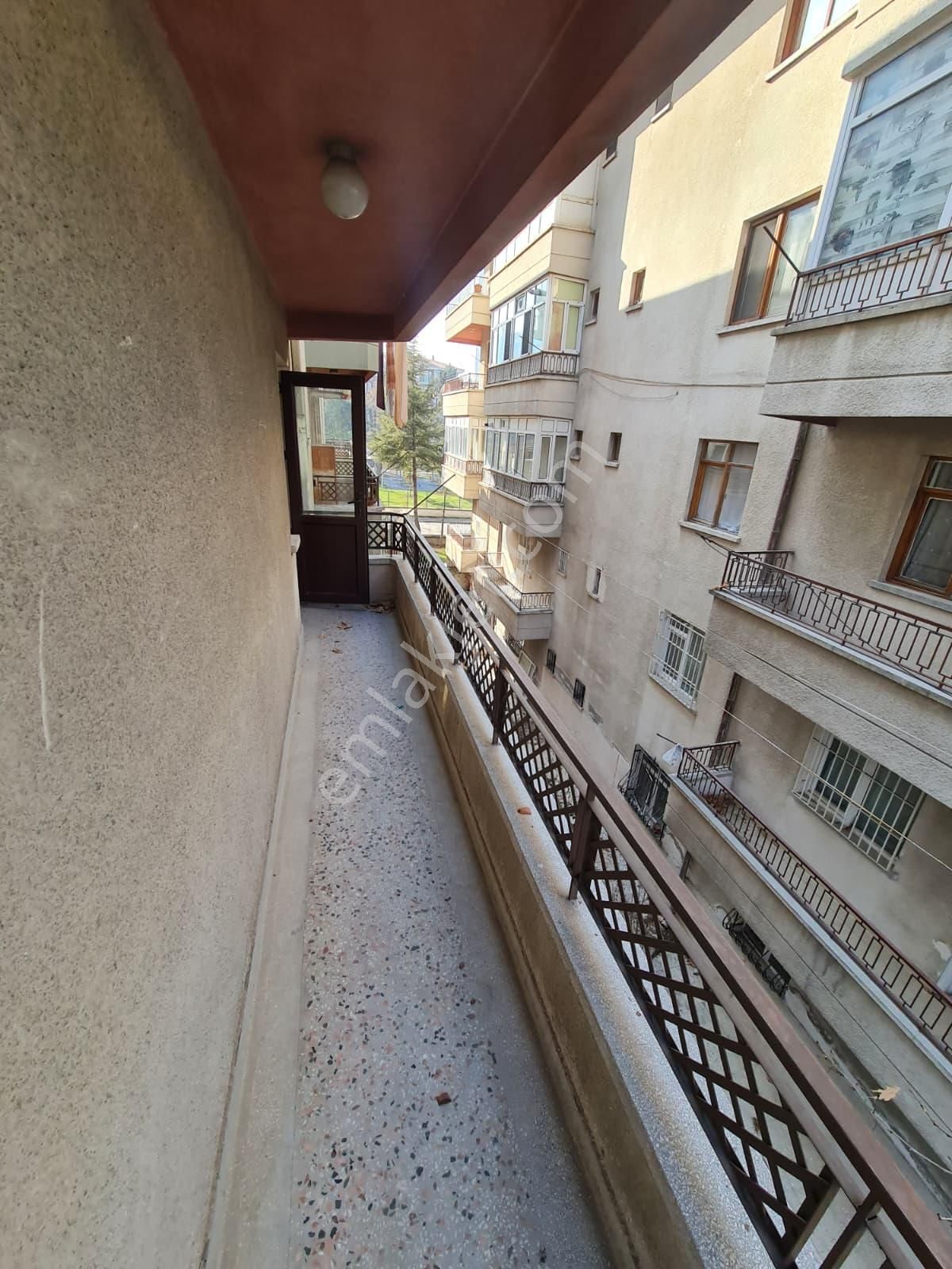 Aydınlıkevler'de 3+1 Kiralık Daire-taner Emlak İnşaat - Görsel 34