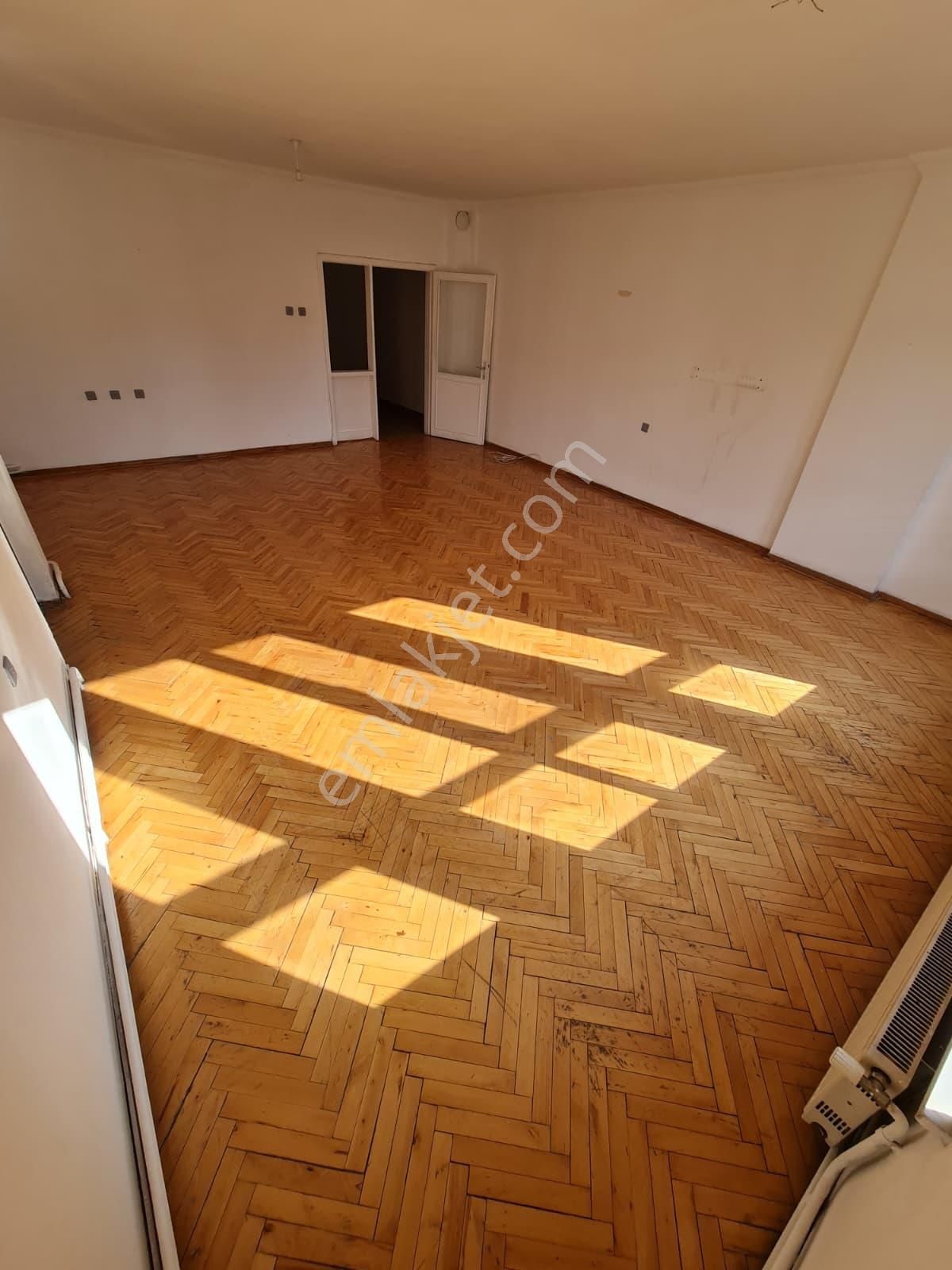 Aydınlıkevler'de 3+1 Kiralık Daire-taner Emlak İnşaat - Görsel 11