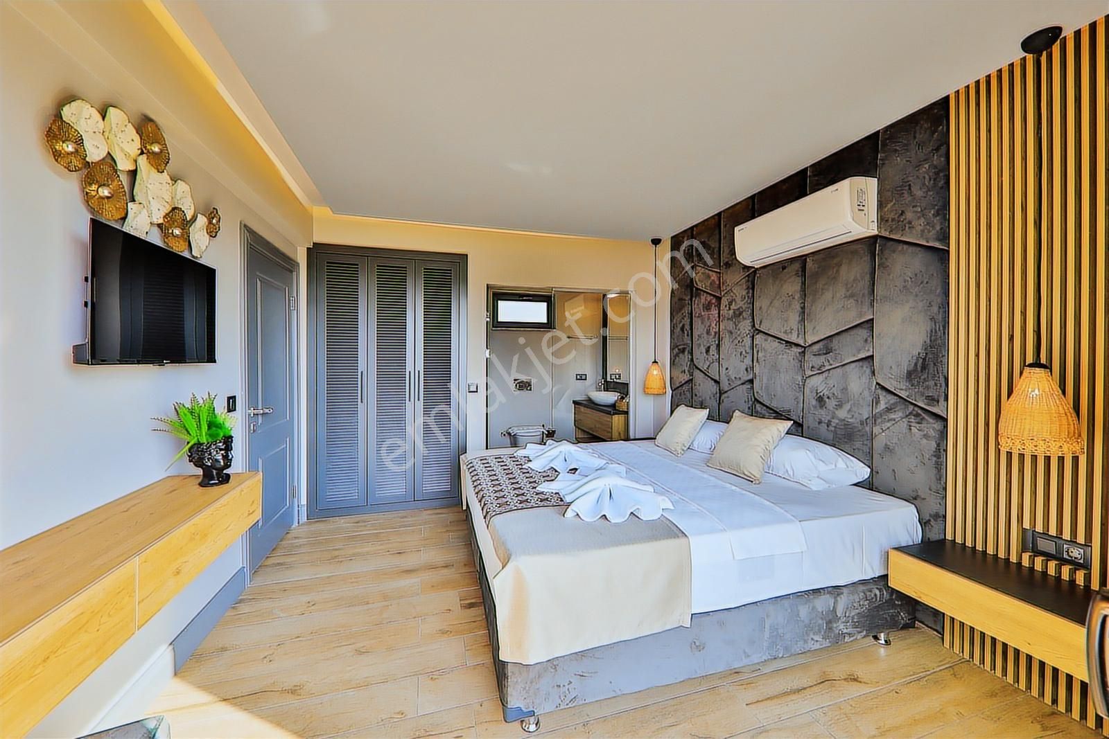 Çalışda Pilaja Yakın Lüks Villa - Görsel 29