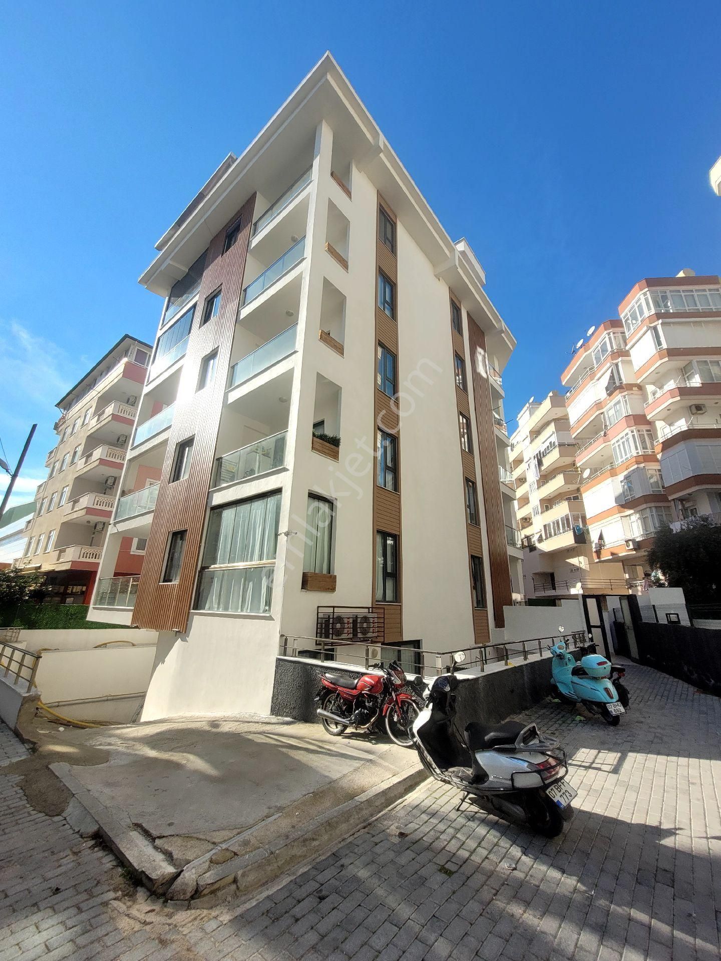 Kızlarpınarı Mahallesinde Satılık 3+1 Dublex Sıfır Daire