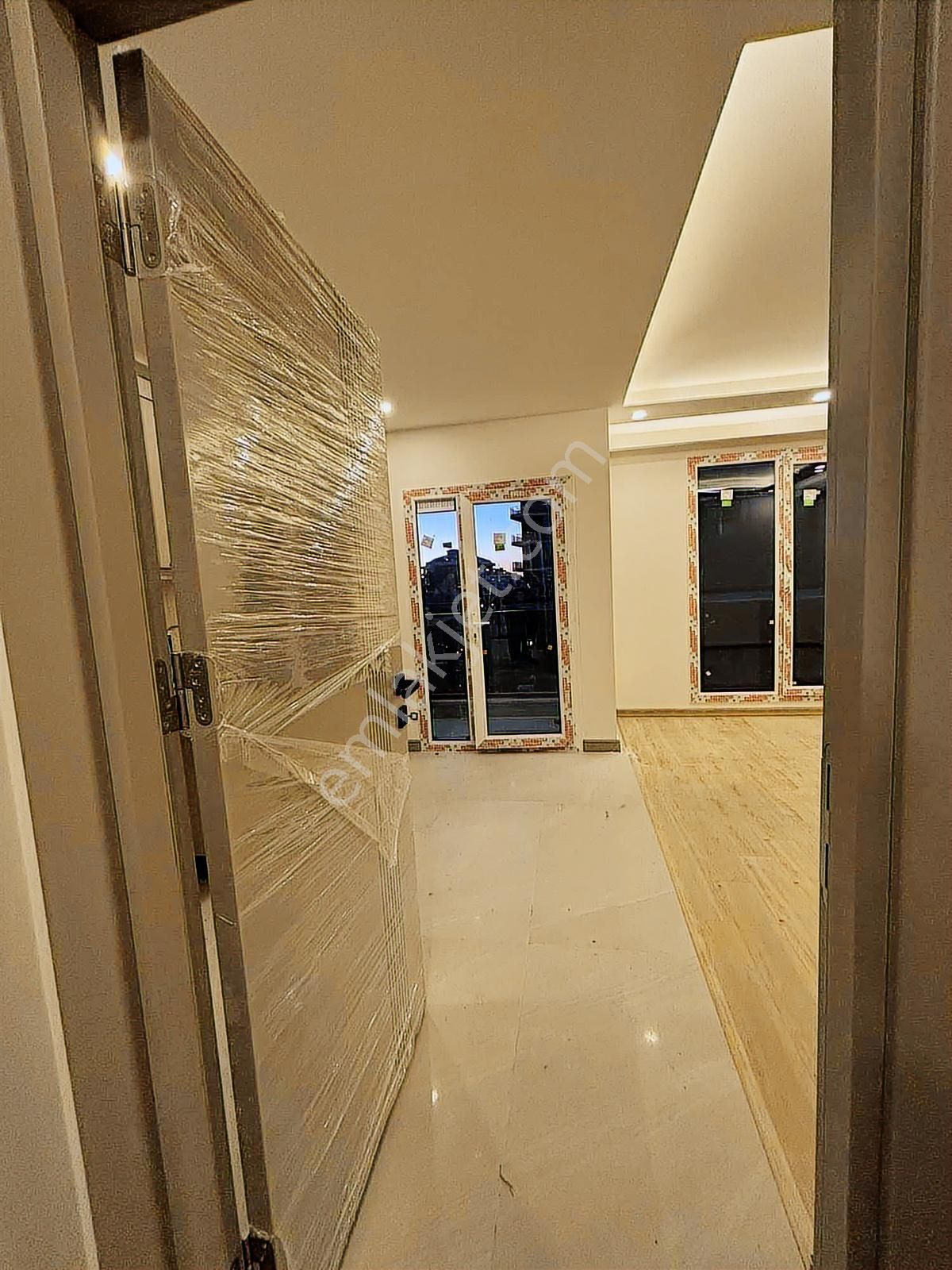 Beylikdüzü Yakupluda Sıfır Binada 1+1 Kiralık Daire - Görsel 15