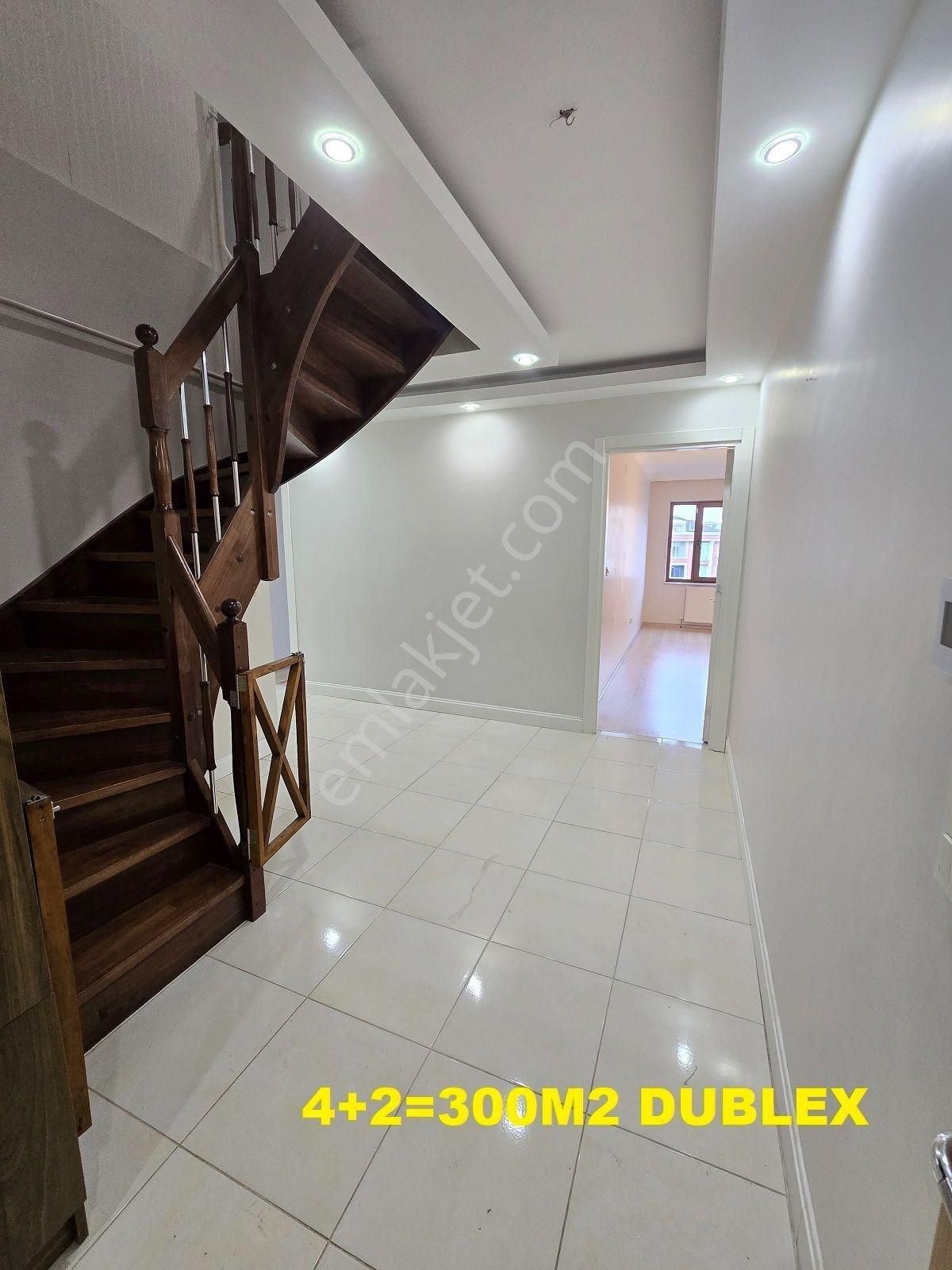 Beylikdüzü Kiralık Dublex 4+2+ful Deniz Manzara Teraslı 300m2 - Görsel 5