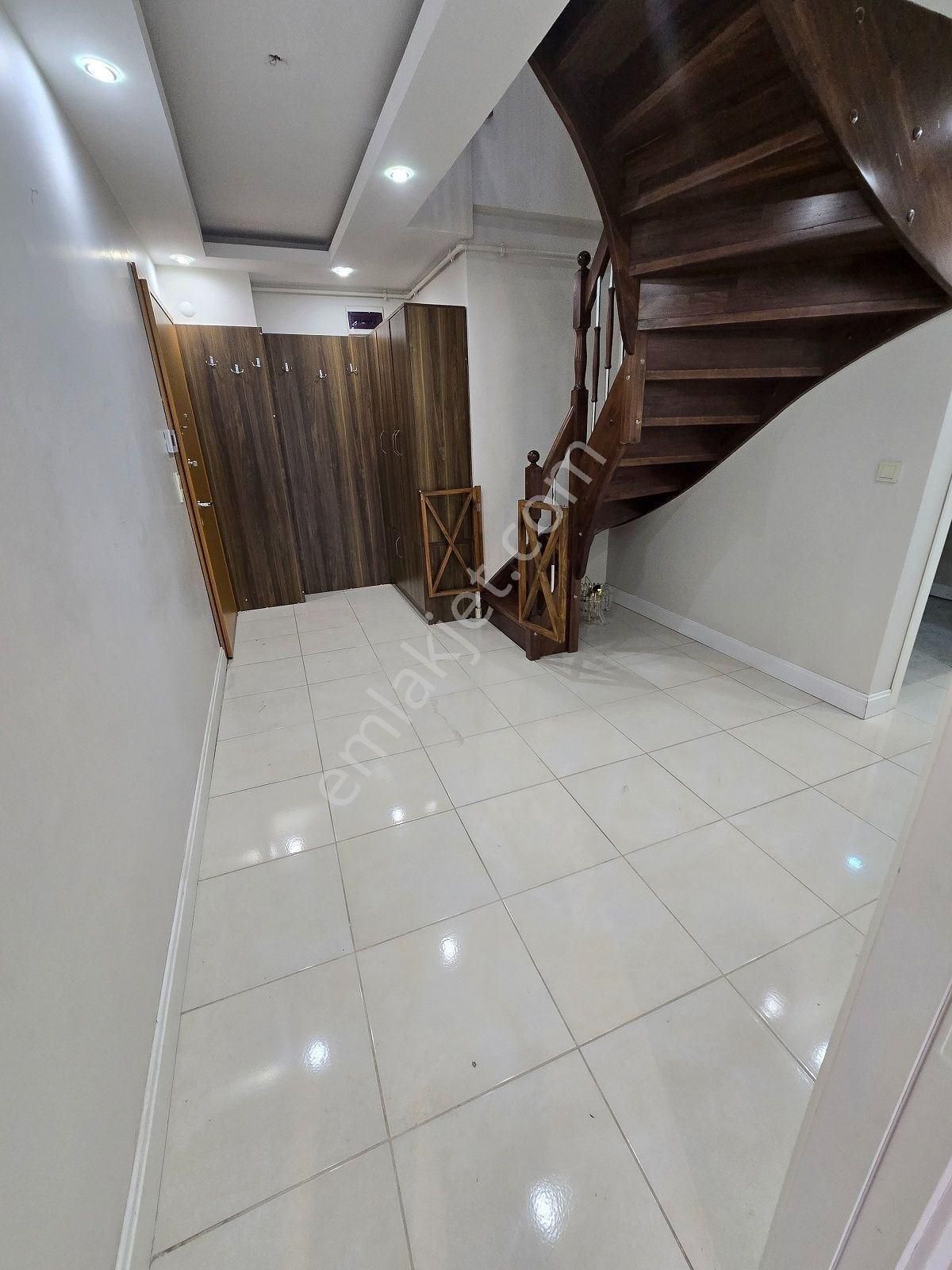 Beylikdüzü Kiralık Dublex 4+2+ful Deniz Manzara Teraslı 300m2 - Görsel 4