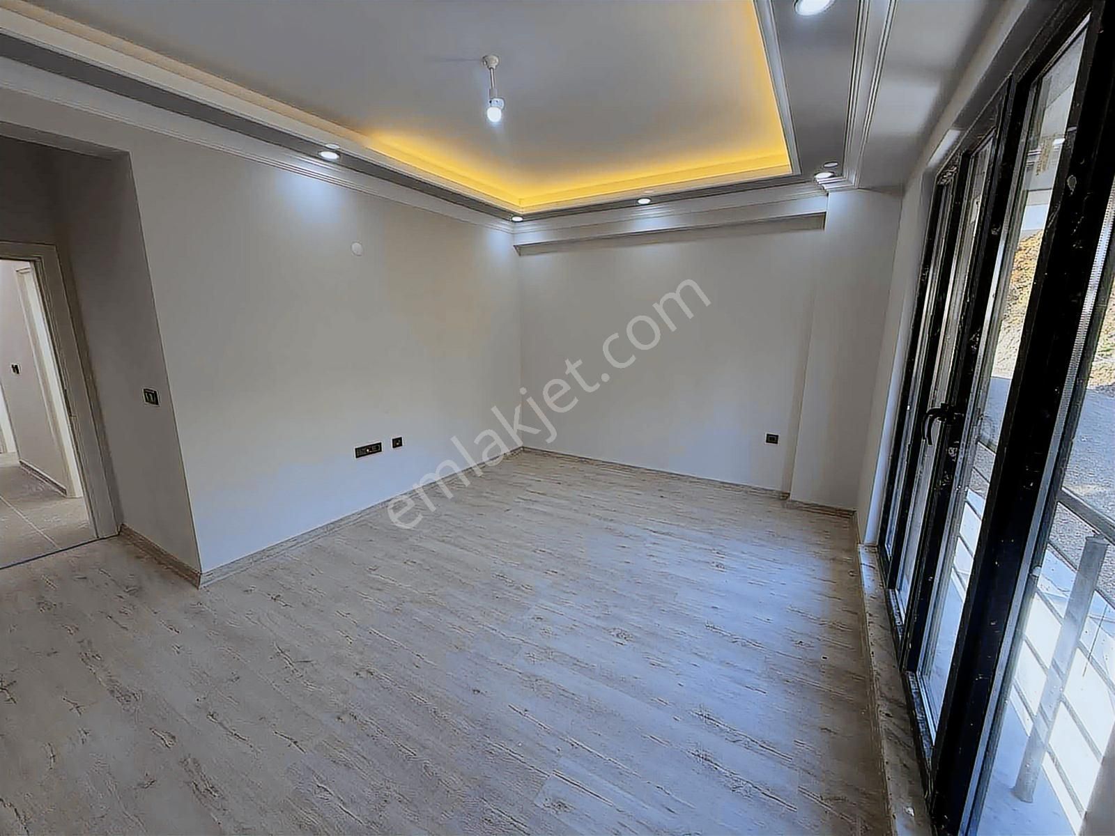 Emniyet Müdürlüğü Yanı 3+1 Arakat 125m² Ebeveyn Banyolu Satılık - Görsel 10