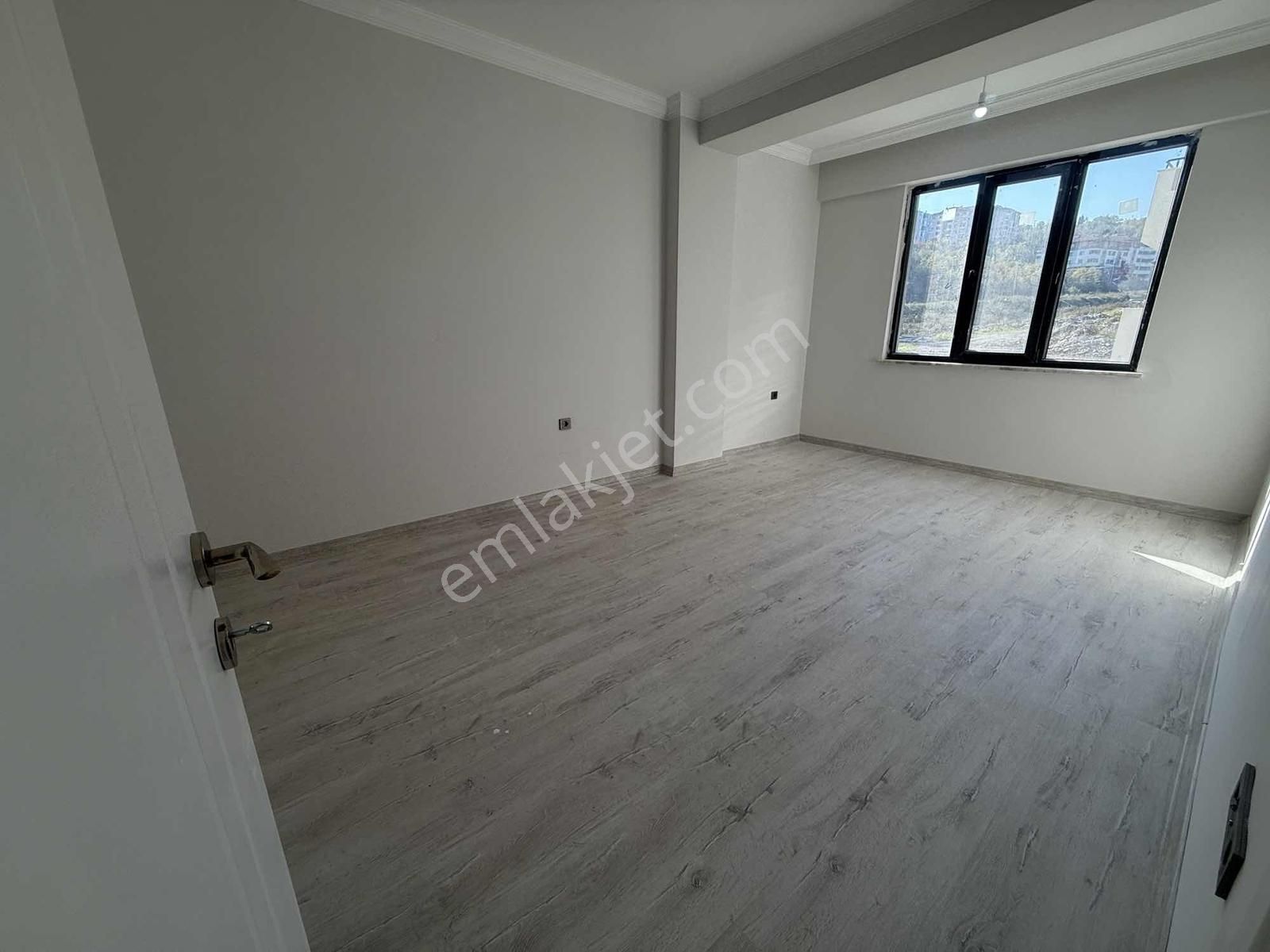 Emniyet Müdürlüğü Yanı 3+1 Arakat 125m² Ebeveyn Banyolu Satılık - Görsel 17