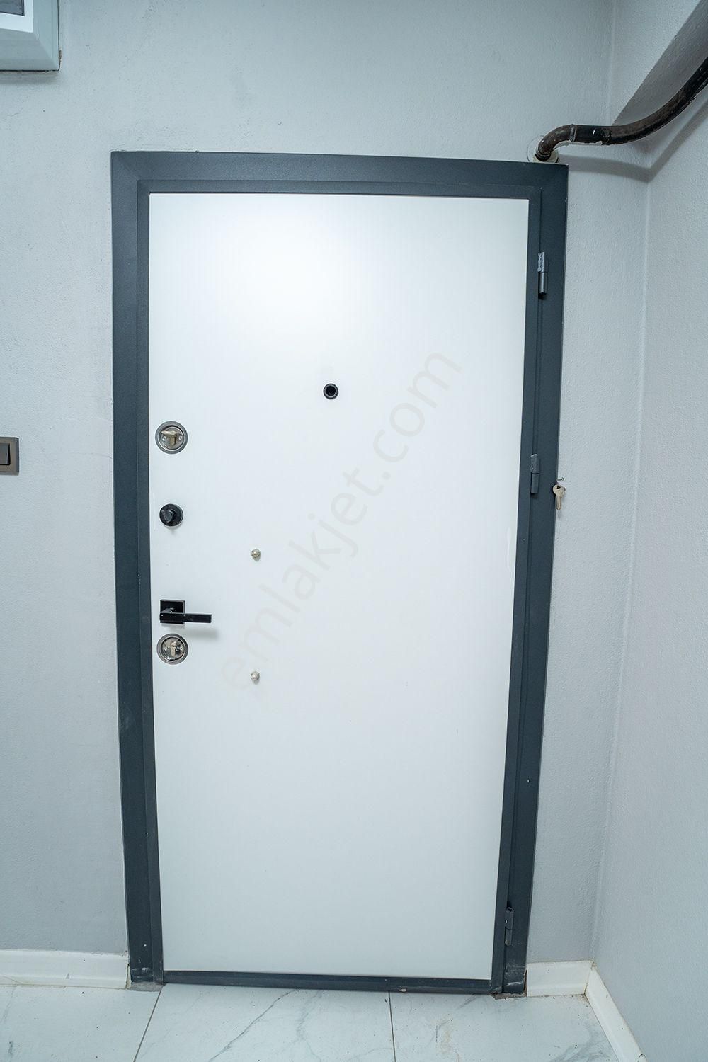 C21 Cius; İstiklal Caddesinde Yenilenmiş Merkezi Konumda Kiralık - Görsel 32