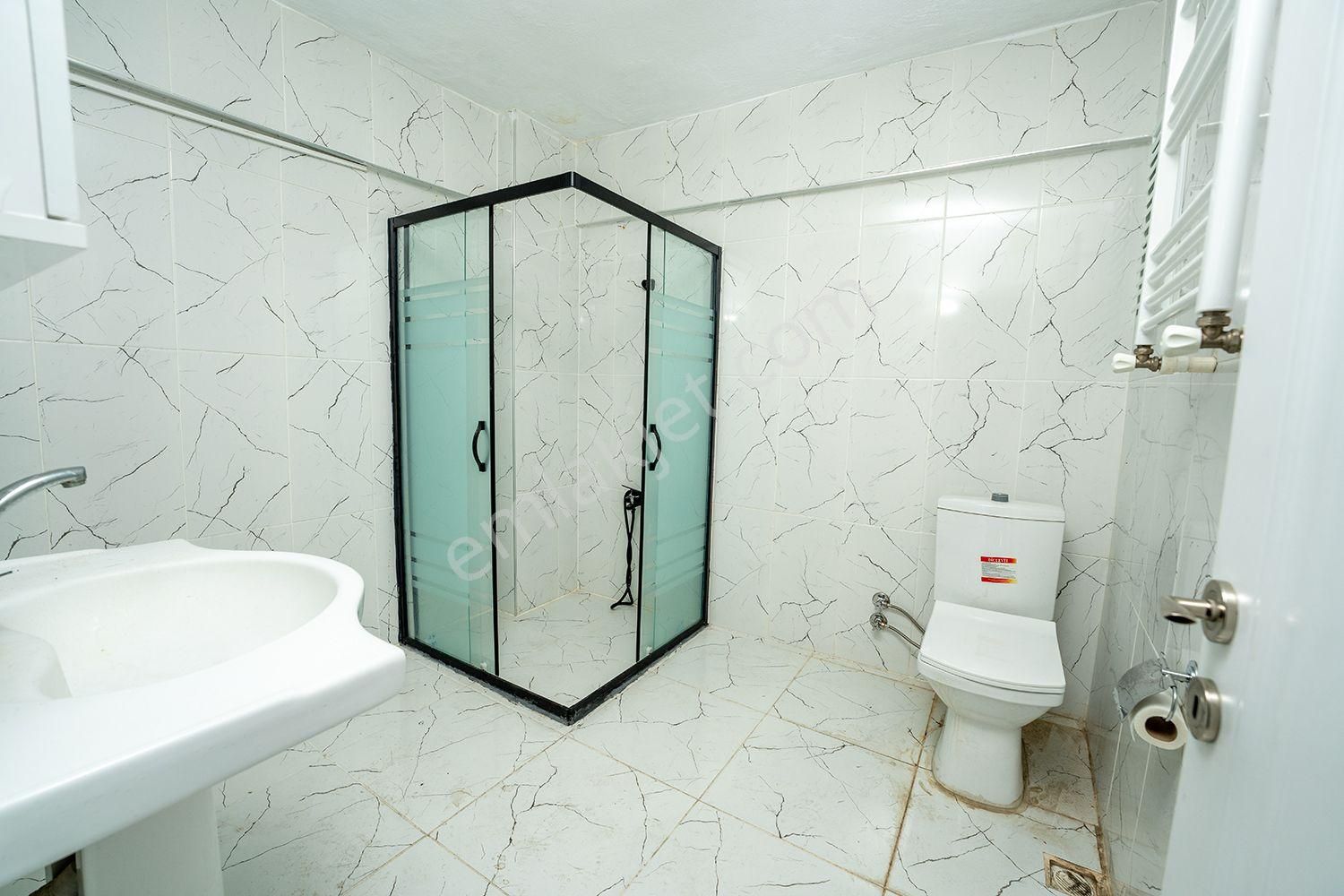 C21 Cius; İstiklal Caddesinde Yenilenmiş Merkezi Konumda Kiralık - Görsel 18