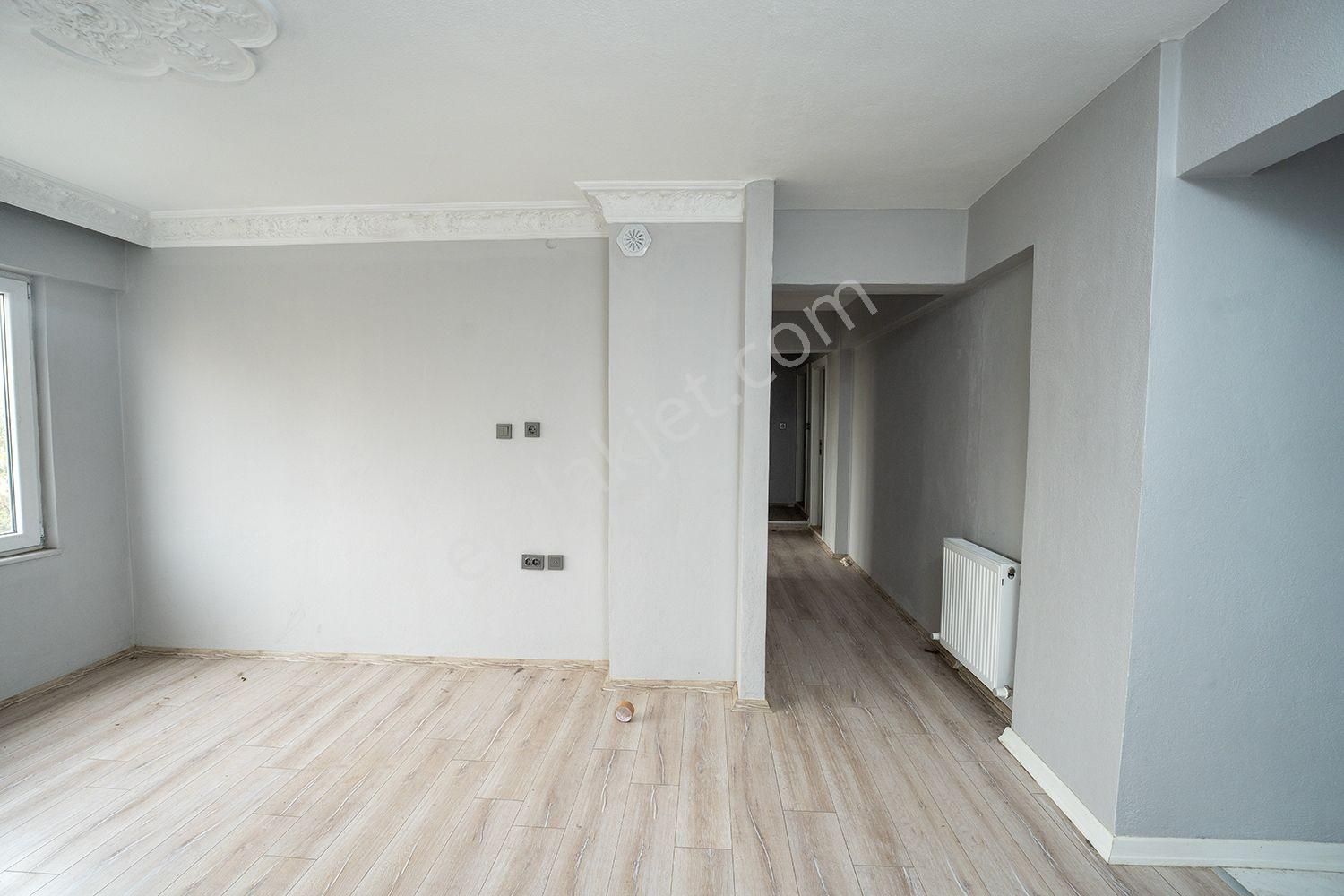 C21 Cius; İstiklal Caddesinde Yenilenmiş Merkezi Konumda Kiralık - Görsel 22