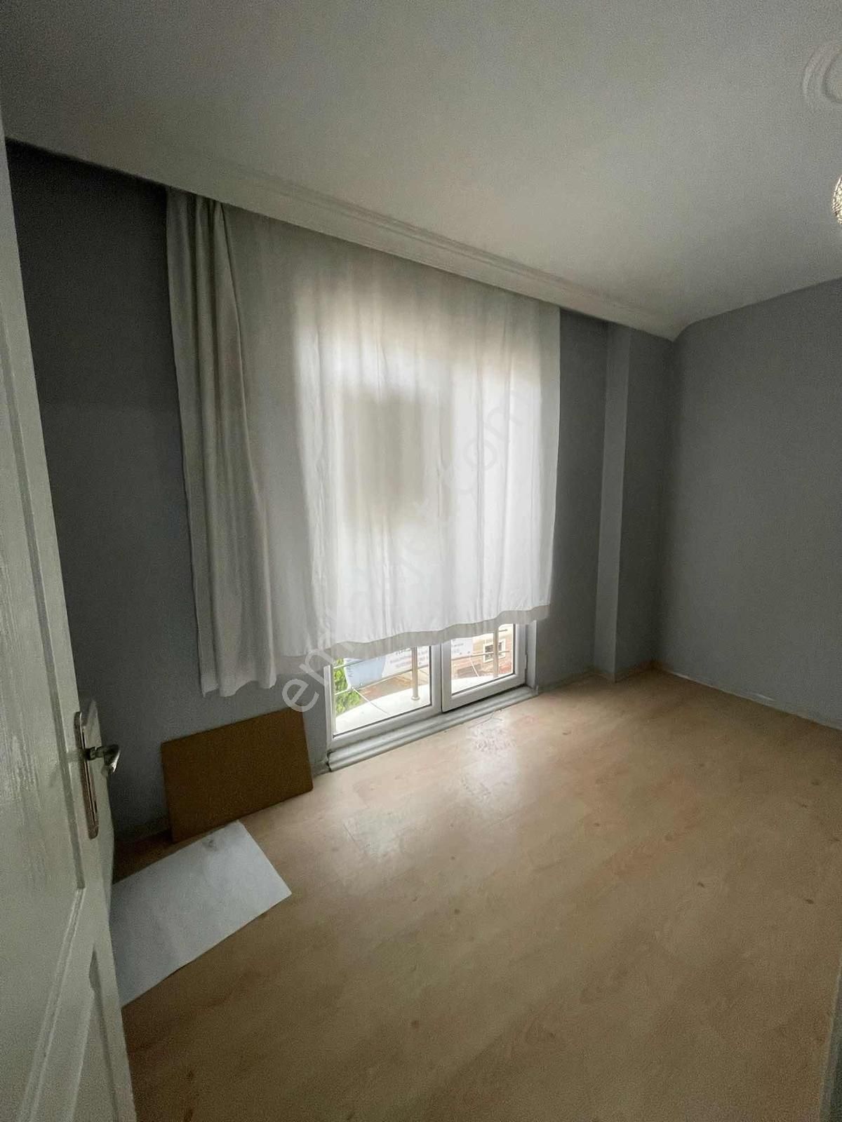 Koru Emlaktan Satılık 2+1 İskanlı Limitsiz Kredili Son Kat Daire - Görsel 11
