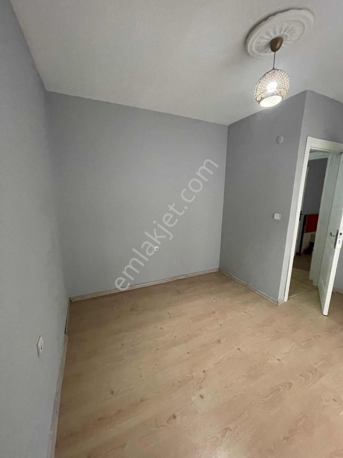 Koru Emlaktan Satılık 2+1 İskanlı Limitsiz Kredili Son Kat Daire - Görsel 7