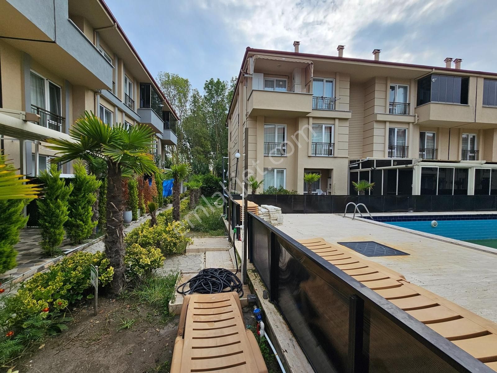 Deniz'den 2+1 Geniş Köşe Bahçeli , Havuzlu Sitede Dubleks - Görsel 4